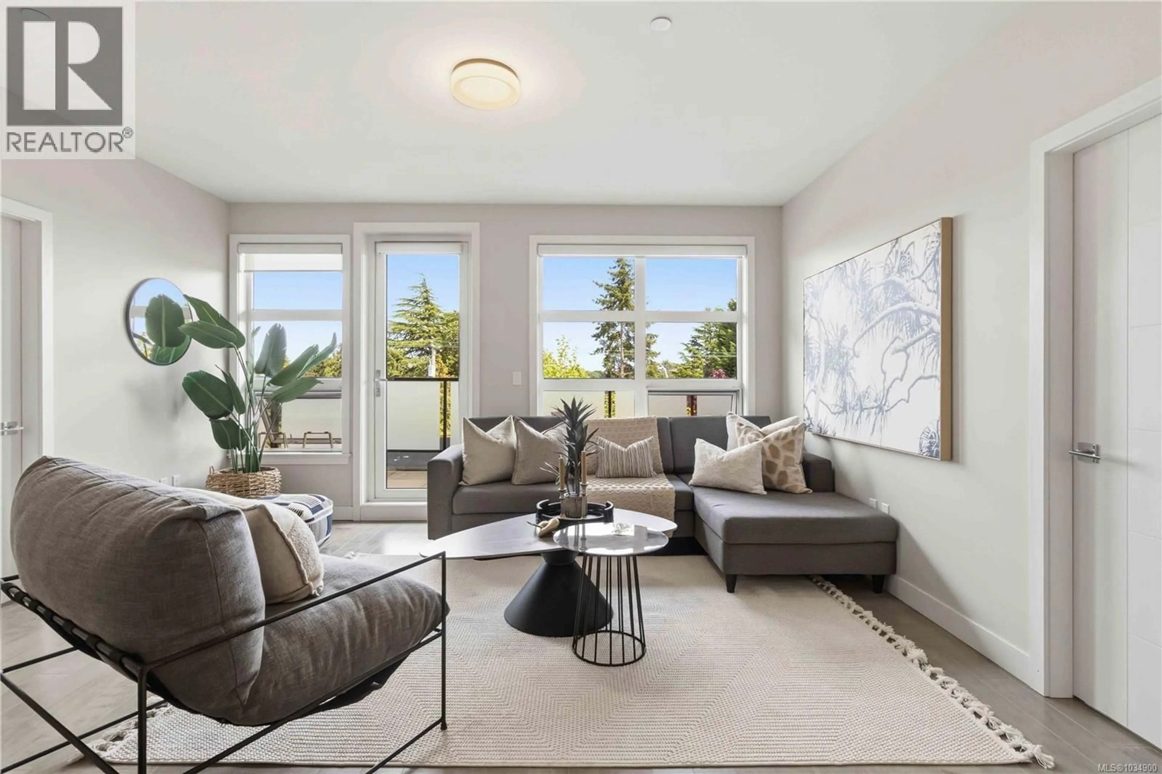 Living room with furniture, unknown for 301 - 4000 SHELBOURNE STREET, Saanich British Columbia V8N3E4