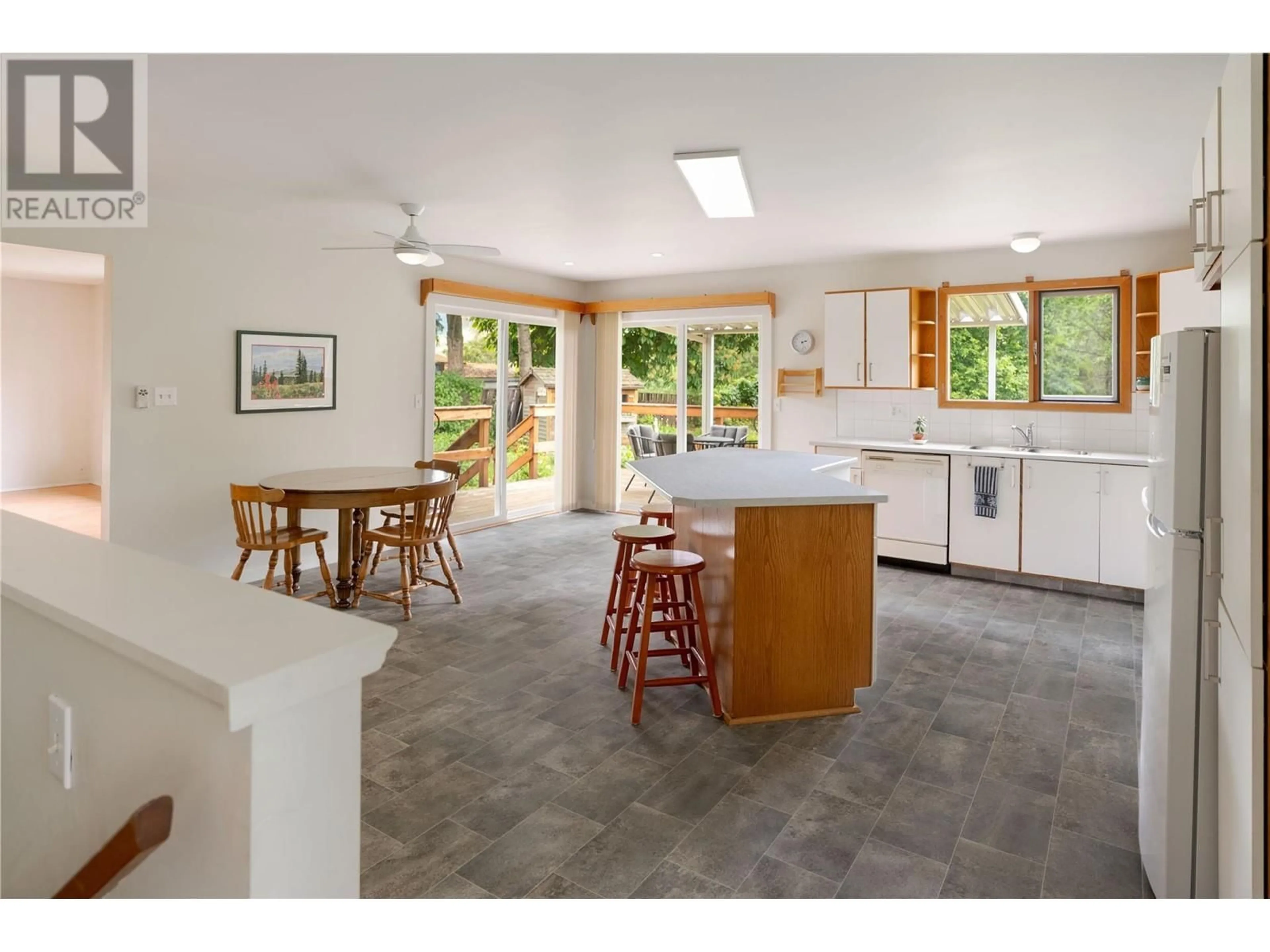 Open concept kitchen, unknown for 9231 GLENMORE ROAD, Lake Country British Columbia V4V1M8