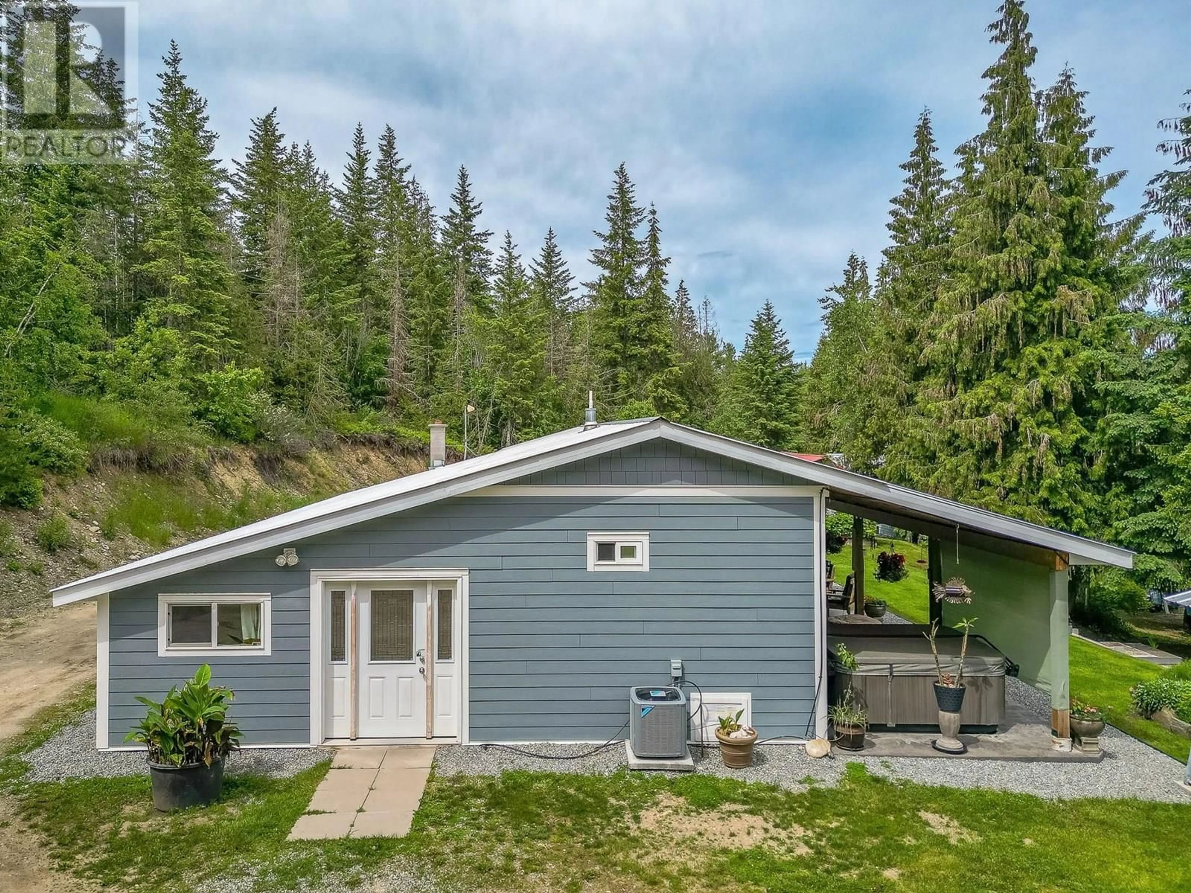 Home with vinyl exterior material, unknown for 645 CAPRI ROAD, Enderby British Columbia V0E1V3