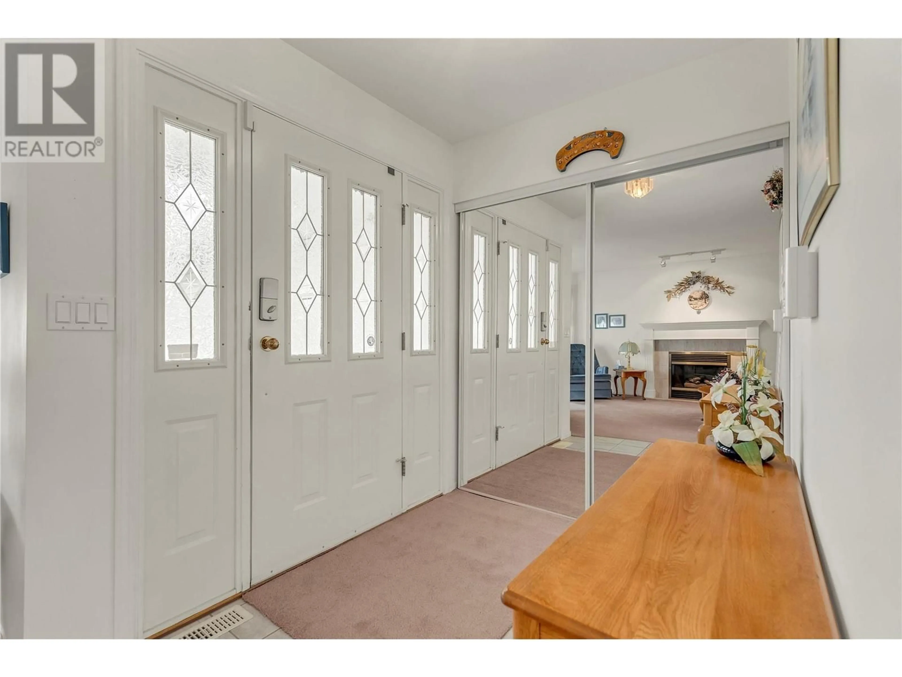Indoor entryway for 13208 ARMSTRONG AVENUE, Summerland British Columbia V0H1Z0