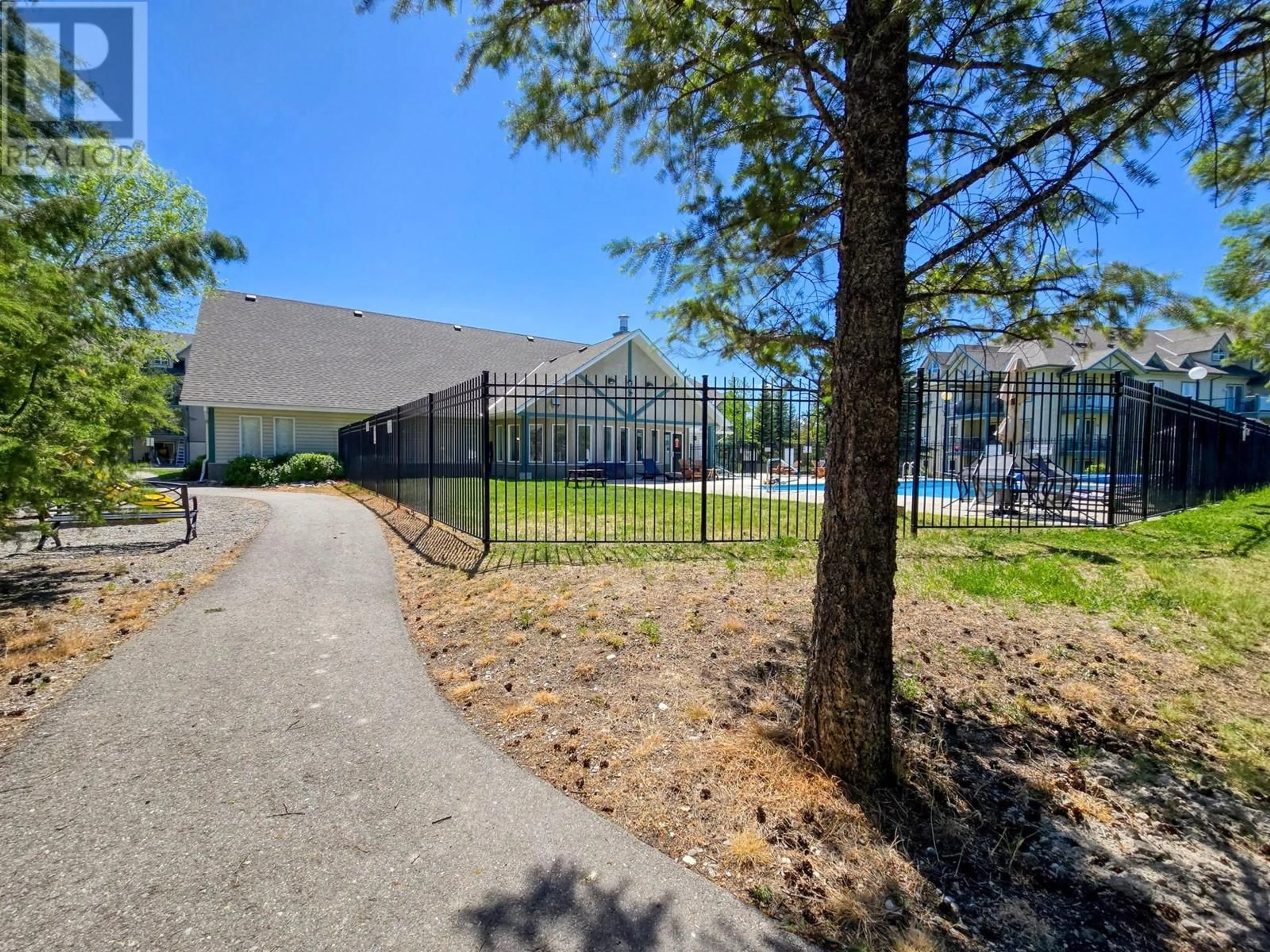 Unknown for 212 - 4767 FORSTERS LANDING ROAD, Radium Hot Springs British Columbia V0A1M0