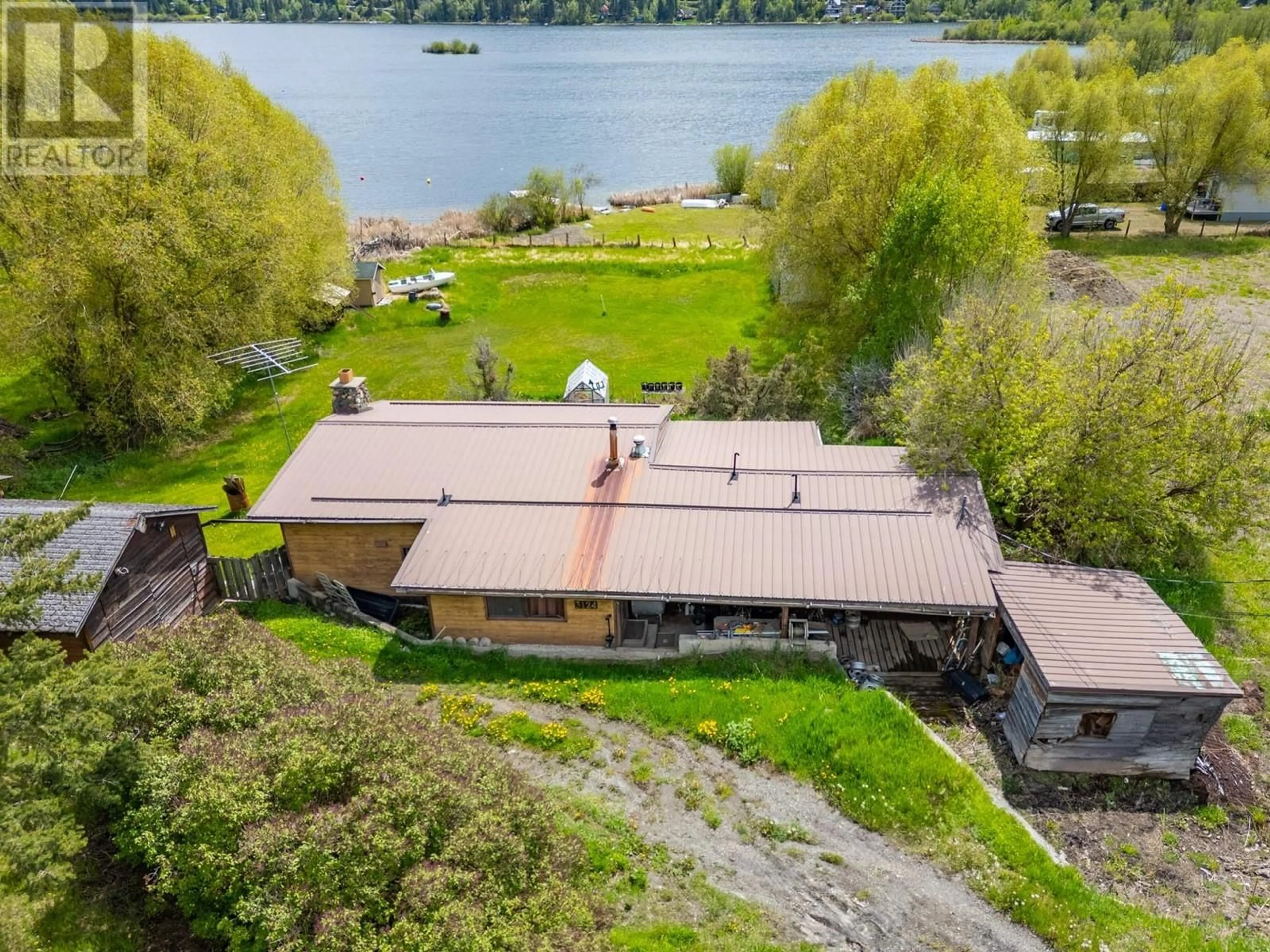 A pic from outside/outdoor area/front of a property/back of a property/a pic from drone, water/lake/river/ocean view for 3124 HOLBROOK ROAD, Kamloops British Columbia v0e3e1
