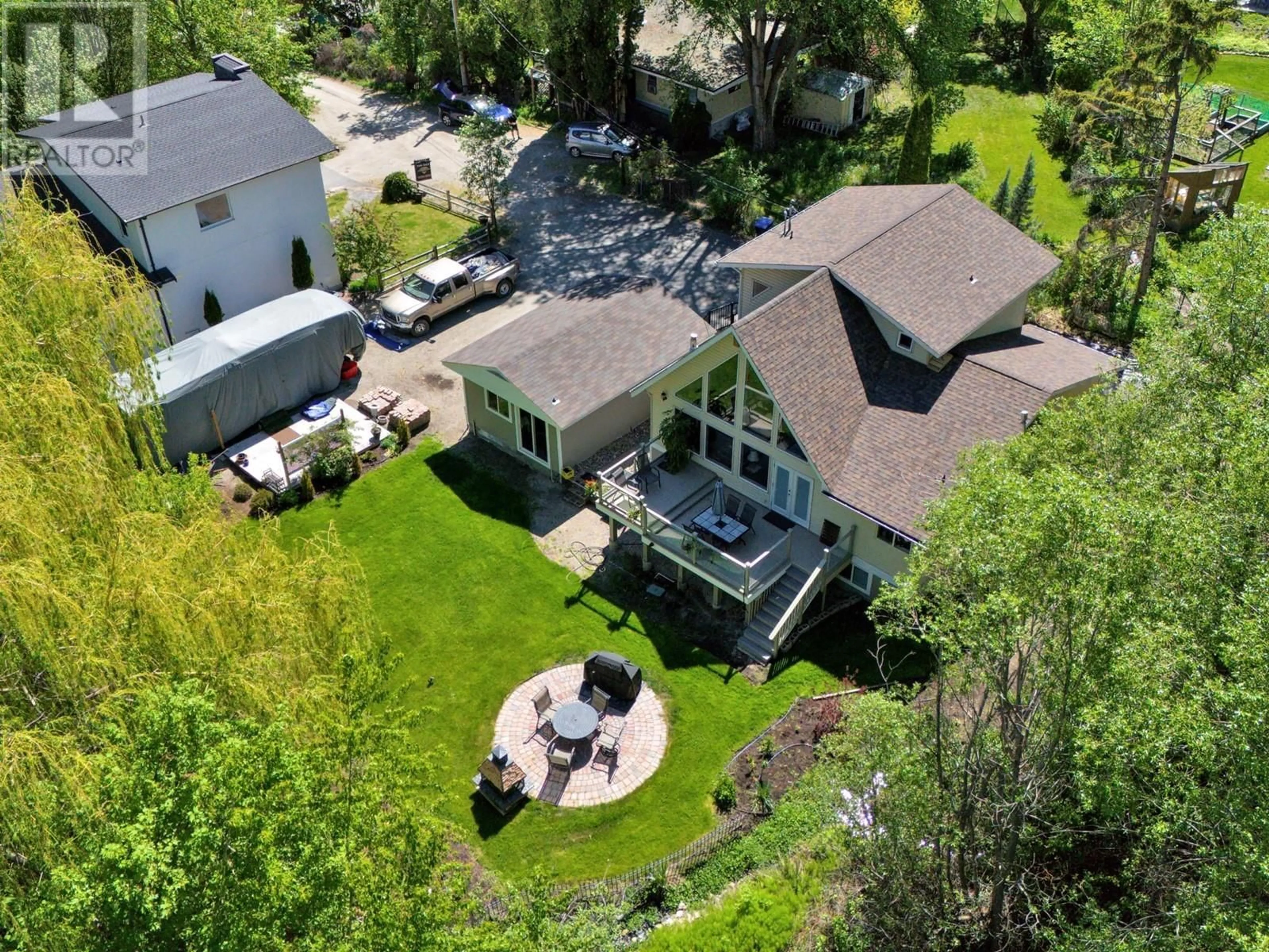 A pic from outside/outdoor area/front of a property/back of a property/a pic from drone, unknown for 15014 KATO STREET, Summerland British Columbia V0H1Z0