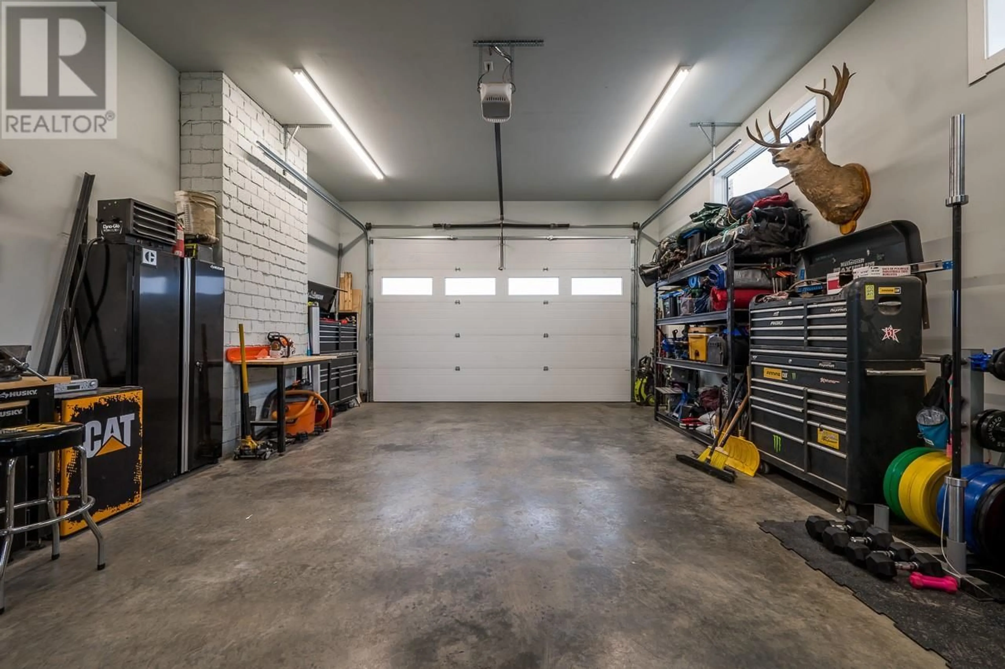 Indoor garage for 1945 CURLEW ROAD, Kamloops British Columbia V2C4H6