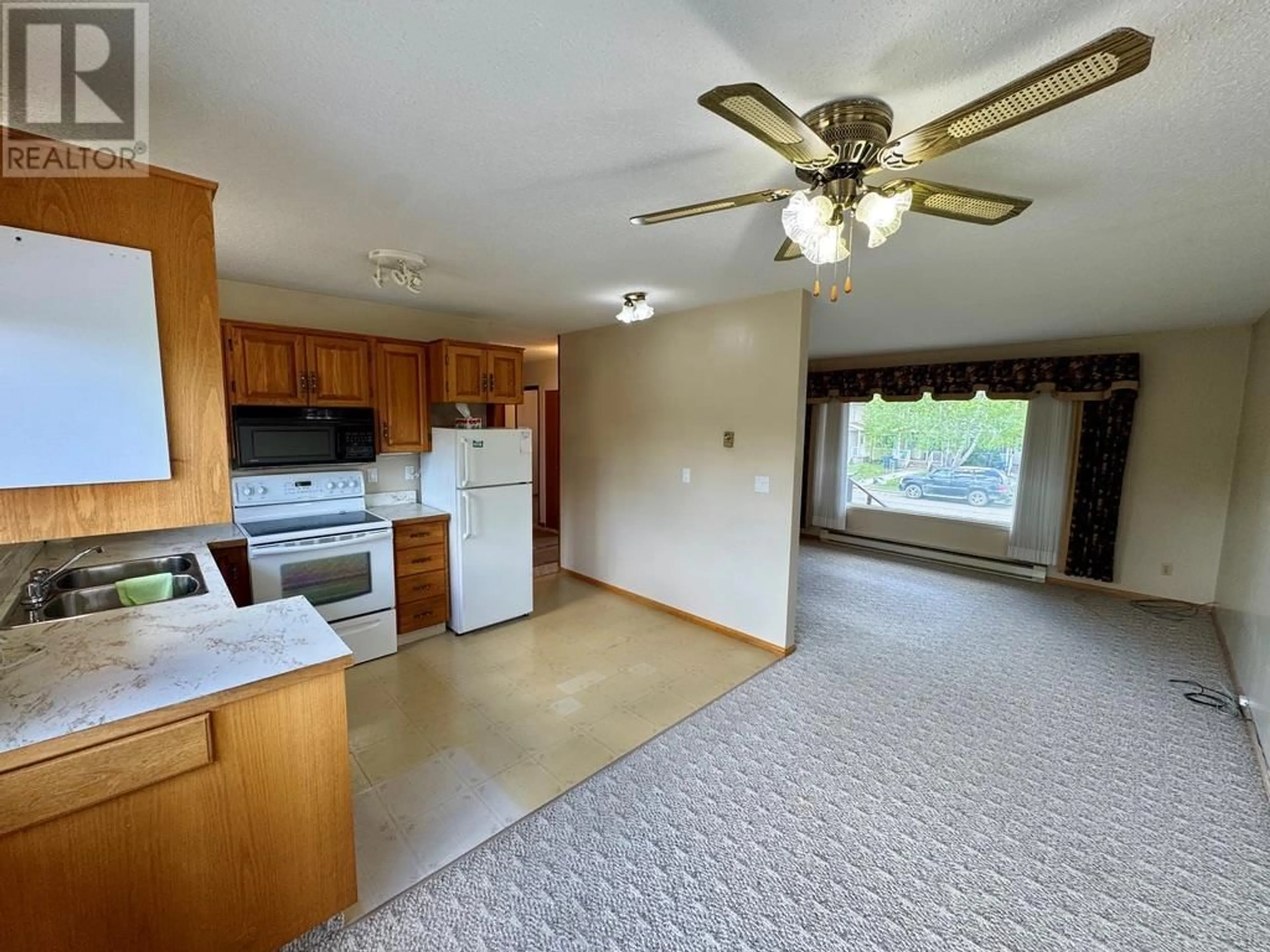 A pic of a room for 913 119 AVENUE, Dawson Creek British Columbia V1G3H9
