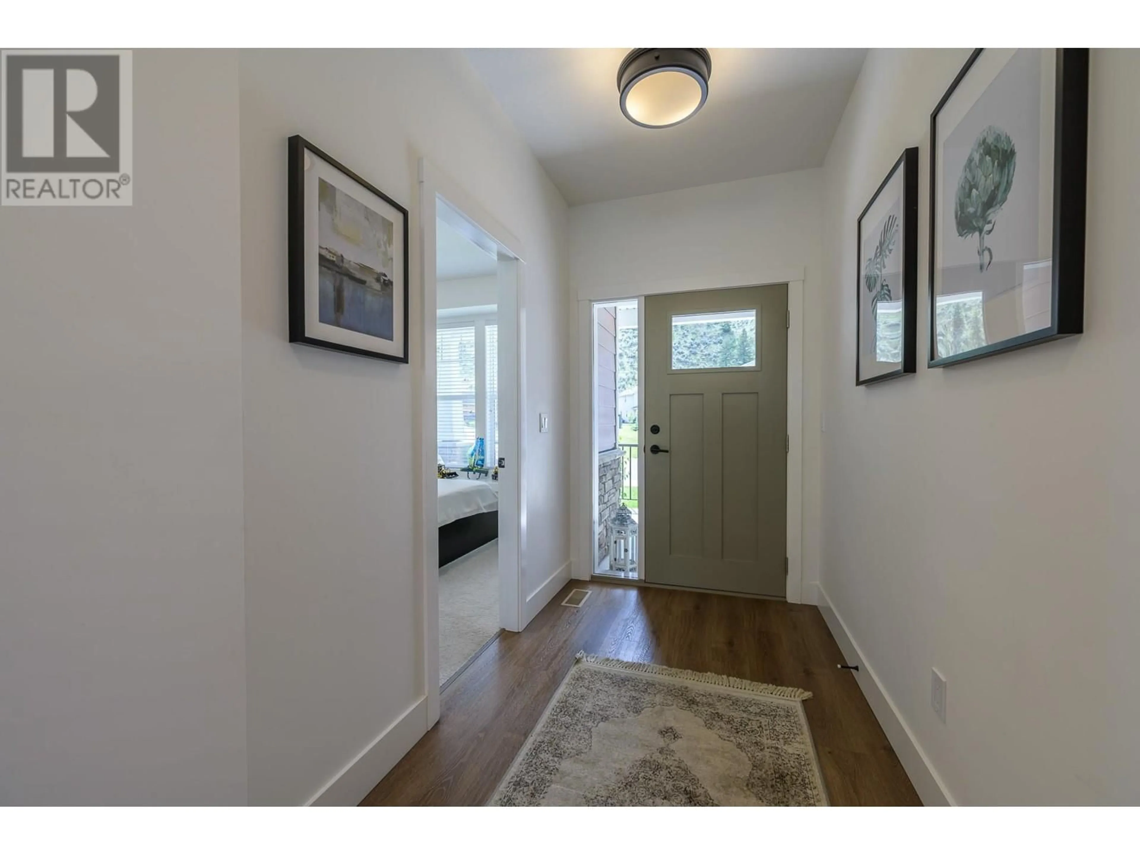 Indoor entryway for 159 - 200 GRAND BOULEVARD, Kamloops British Columbia V2C0H3