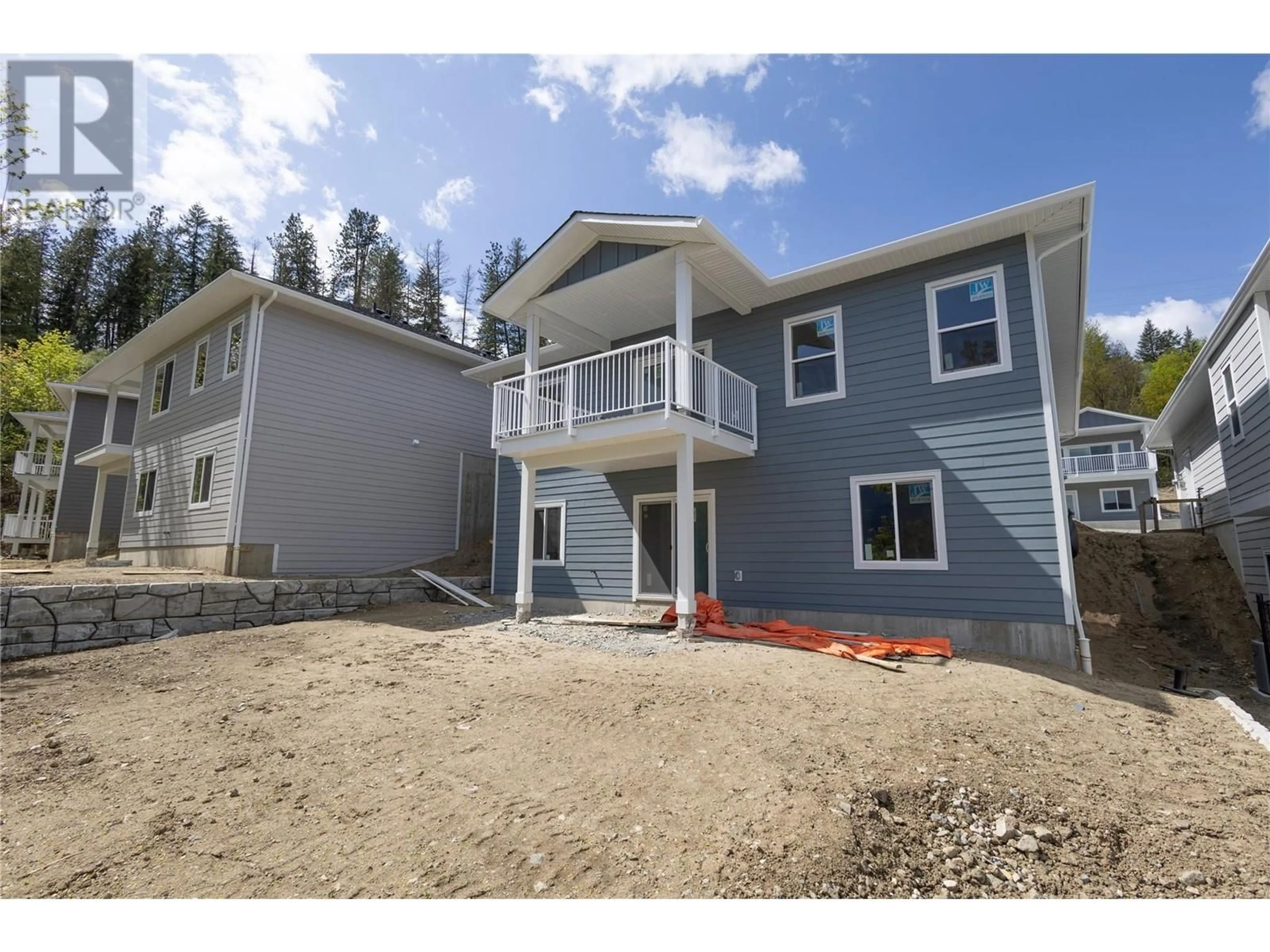 Home with vinyl exterior material, unknown for 102 - 806 CLIFF AVENUE, Enderby British Columbia V0E1V1