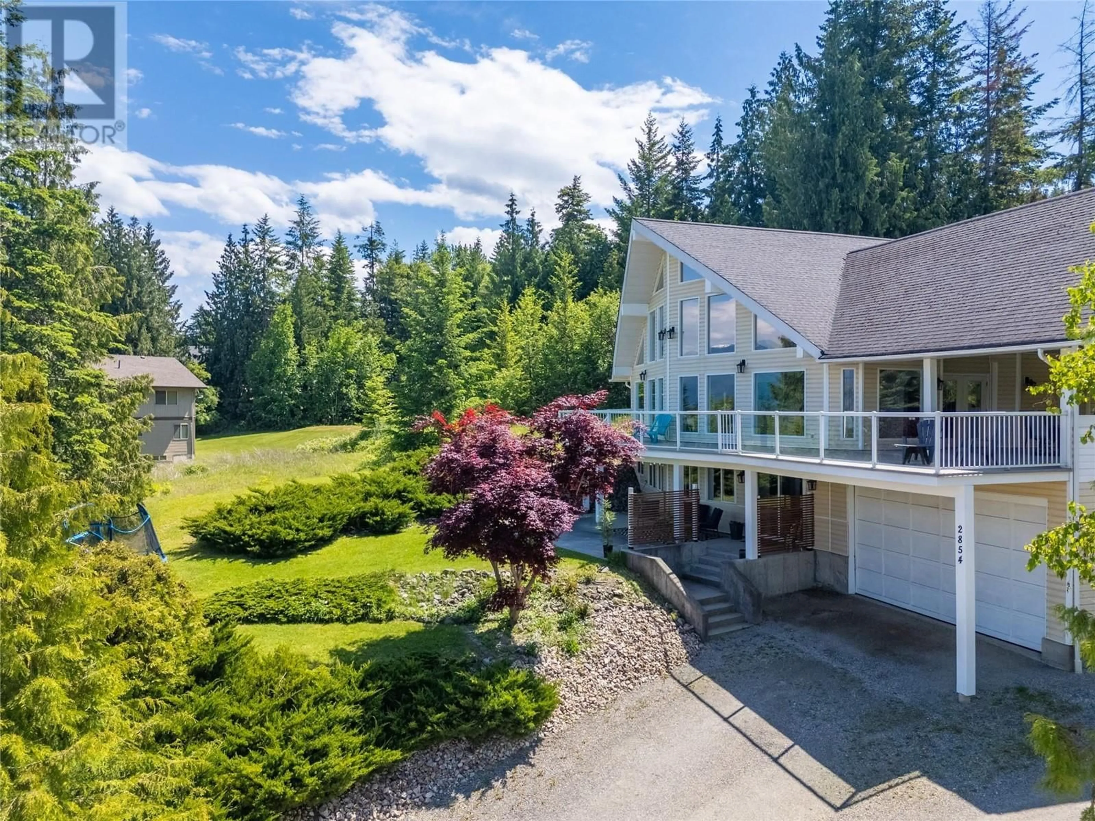 A pic from outside/outdoor area/front of a property/back of a property/a pic from drone, mountain view for 2854 WALSH ROAD, Sorrento British Columbia V0E2W1
