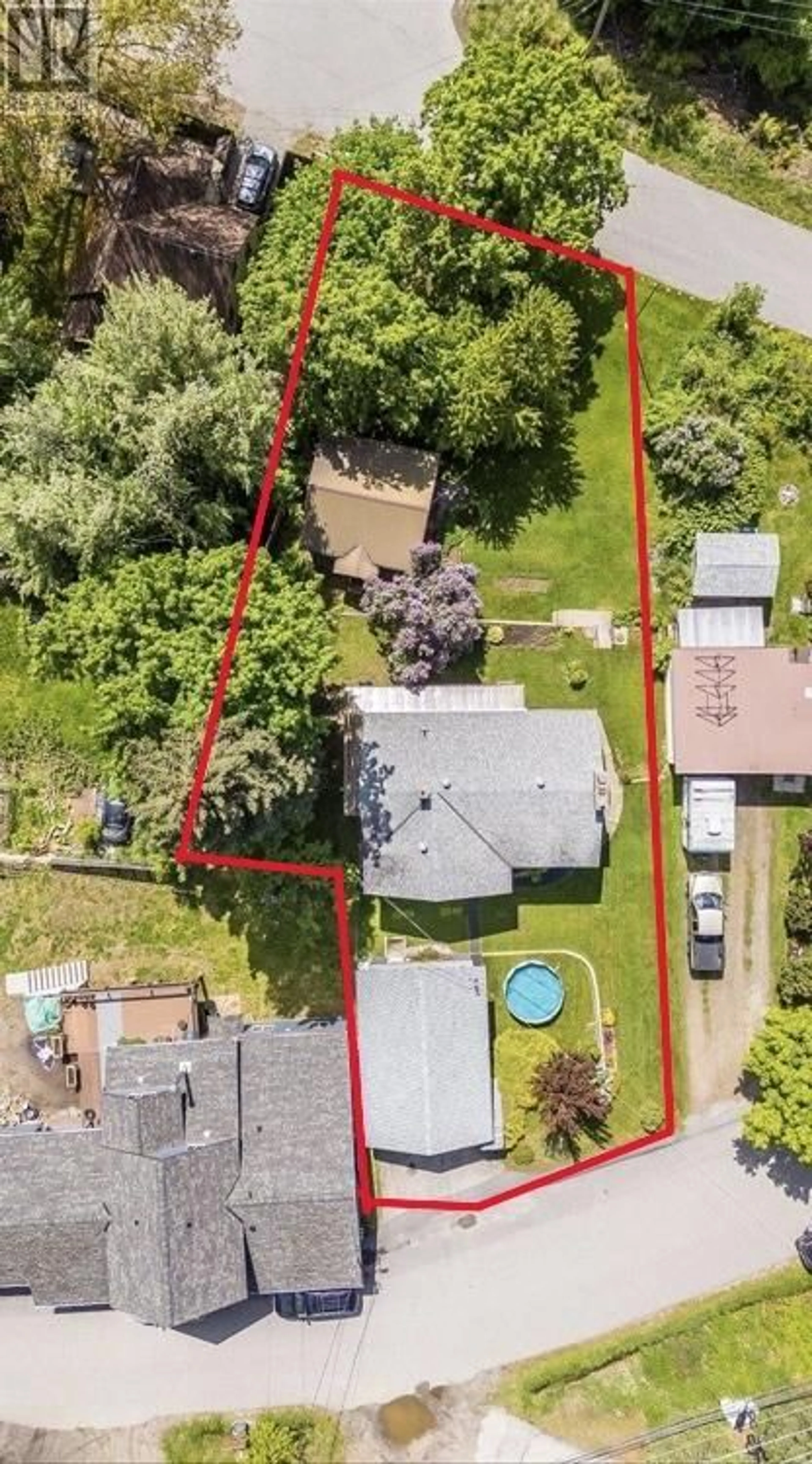 A pic from outside/outdoor area/front of a property/back of a property/a pic from drone, street for 3164 MURRAY ROAD, South Slocan British Columbia V0G2G1