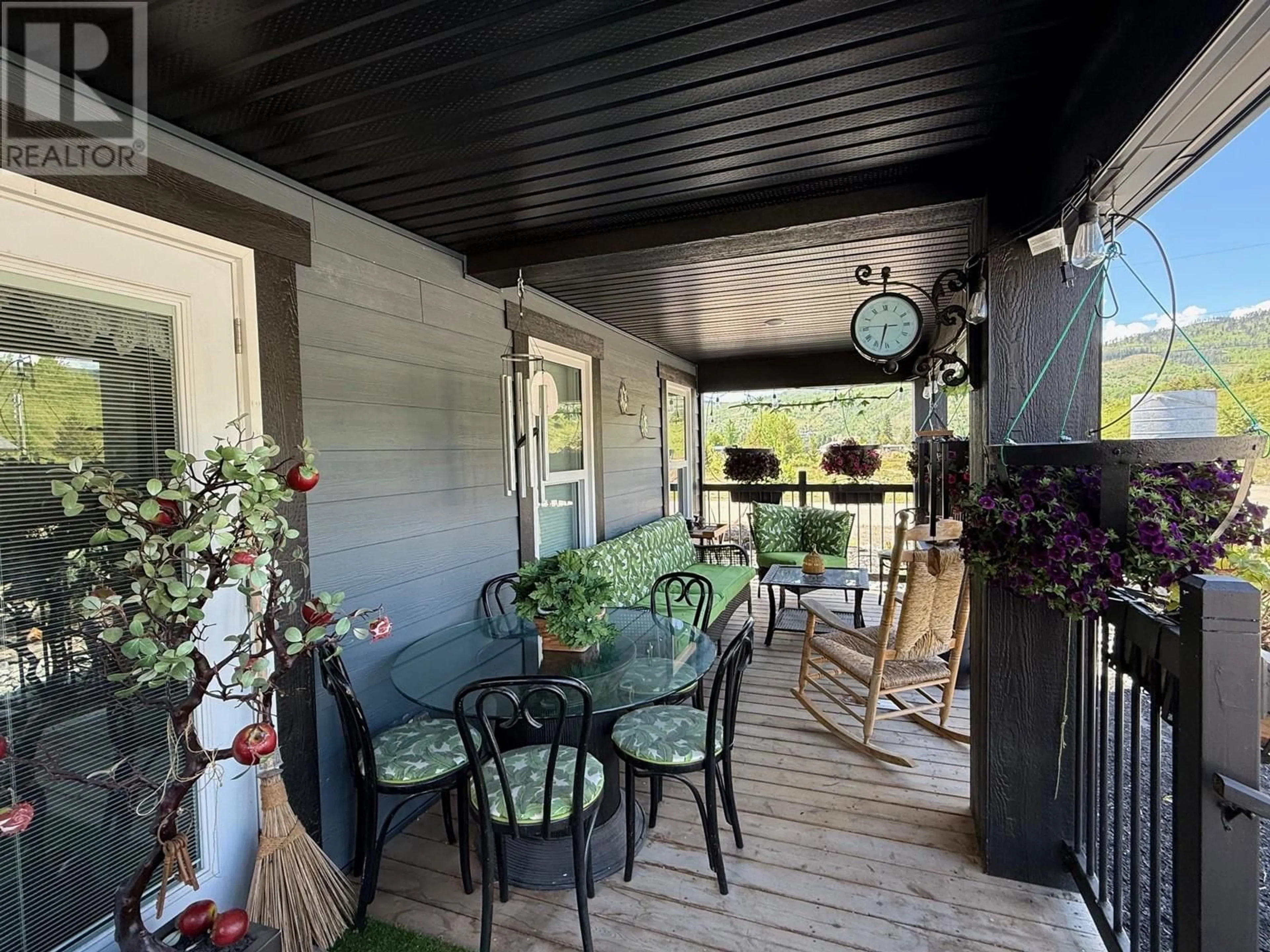 Patio, street for 432 SISKA DRIVE, Barriere British Columbia V0E1E0