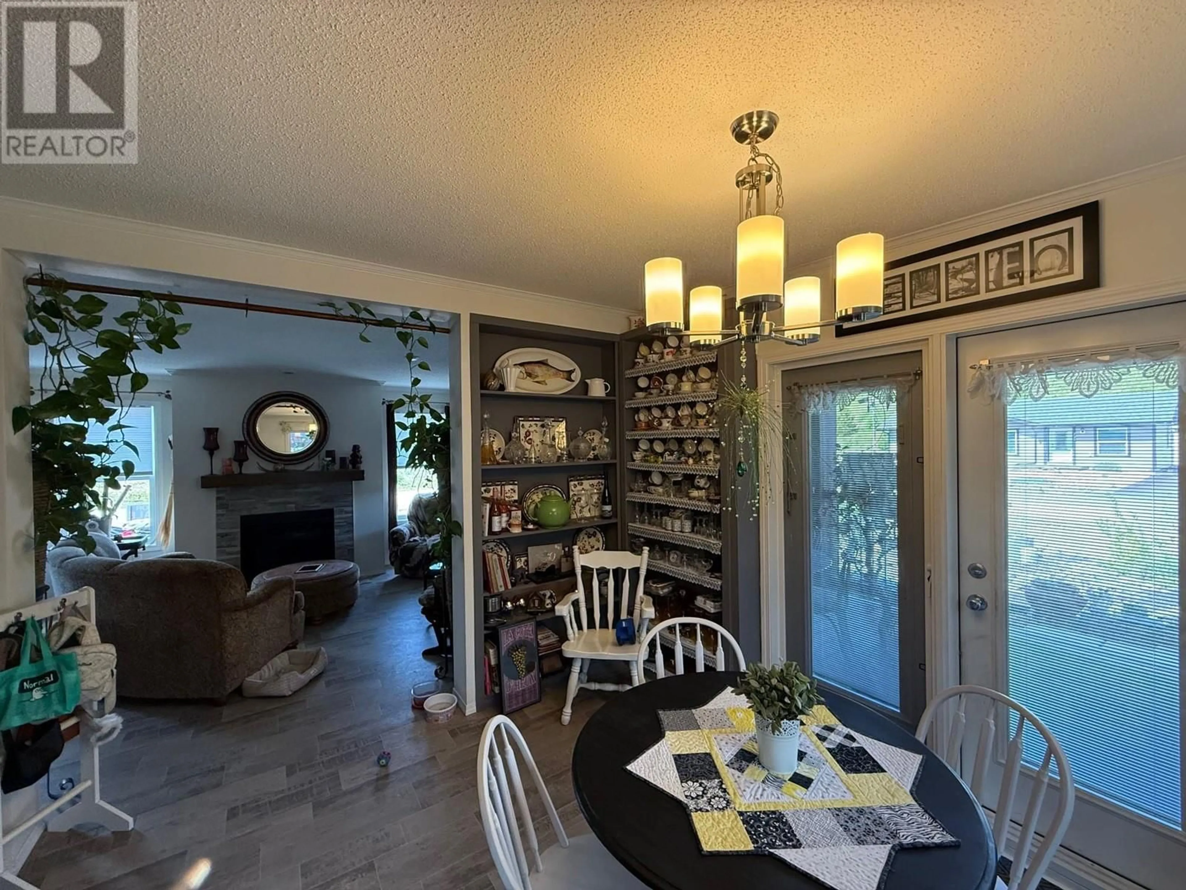 Dining room, ceramic/tile floor for 432 SISKA DRIVE, Barriere British Columbia V0E1E0