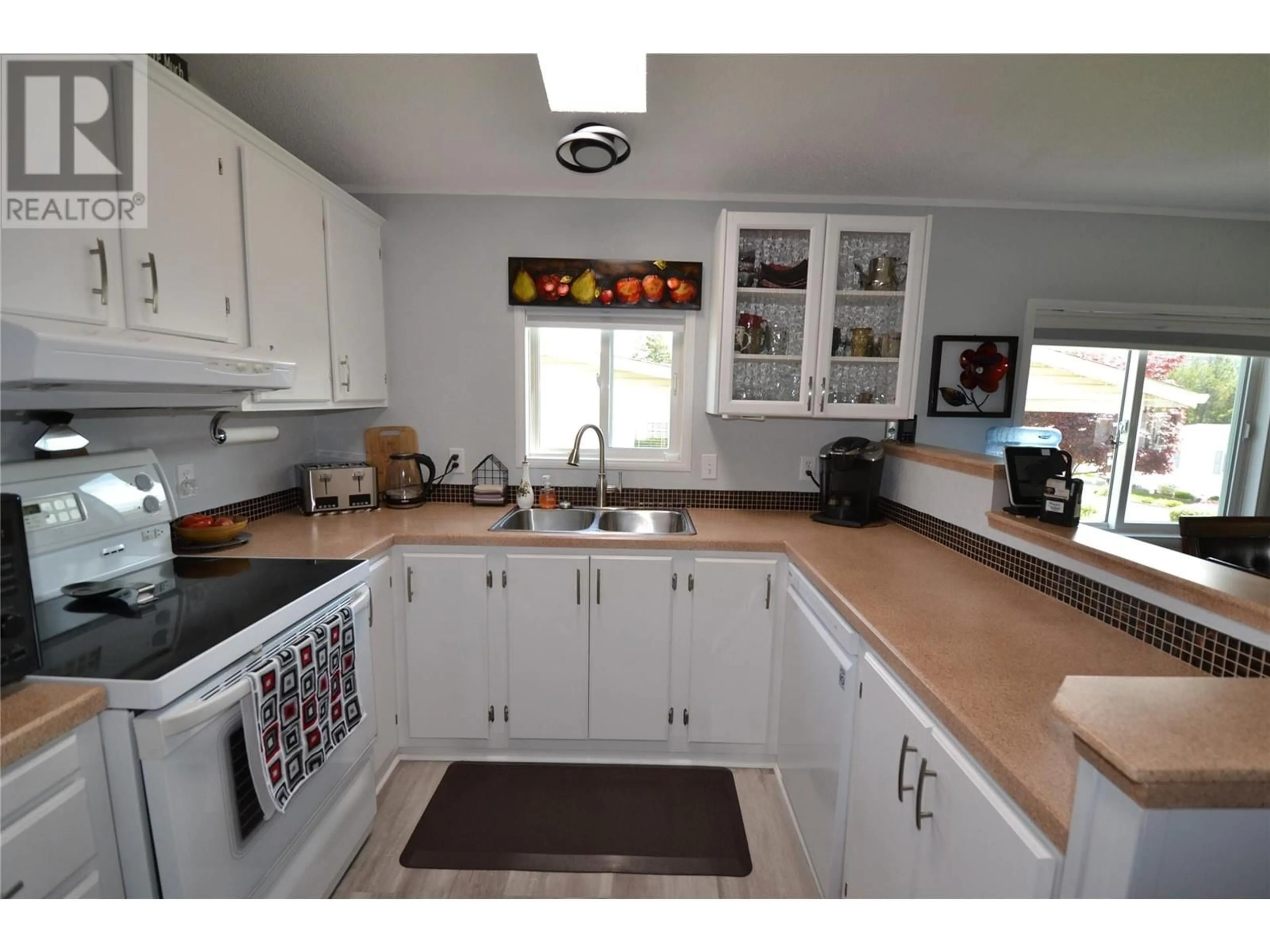 Standard kitchen, unknown for 61 - 1850 SHANNON LAKE ROAD, West Kelowna British Columbia V4T1L2