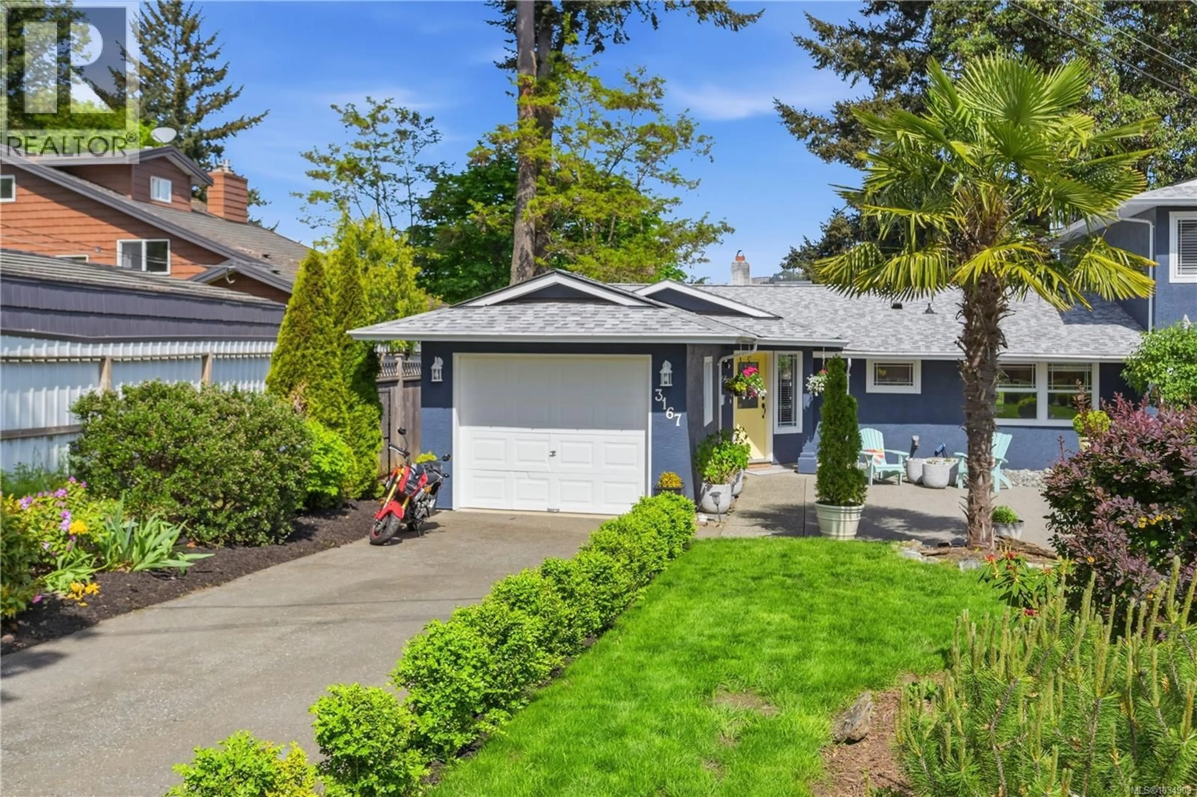 Home with vinyl exterior material, street for 3167 AYTON PLACE, Langford British Columbia V9B4C3