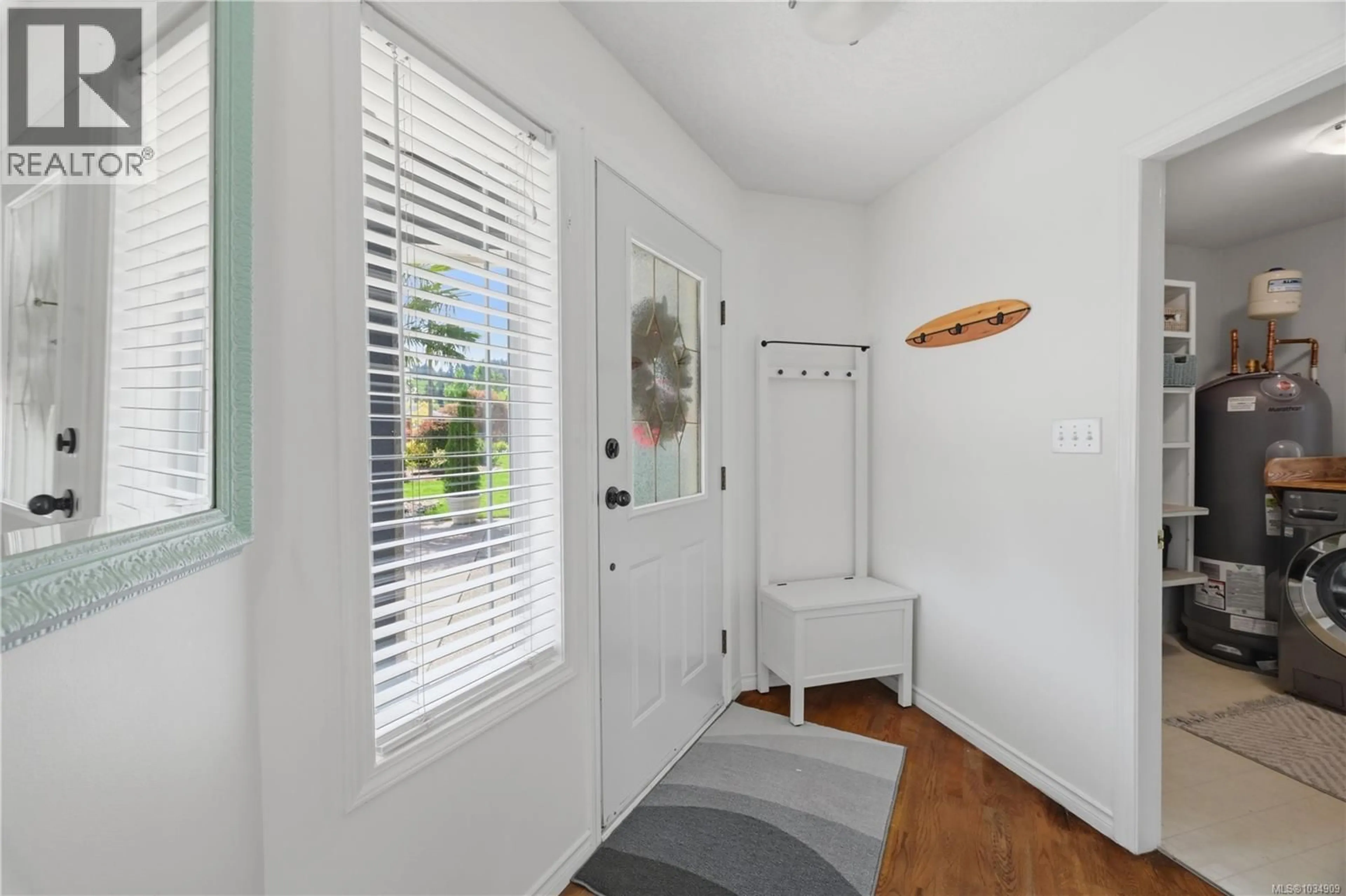 Indoor entryway for 3167 AYTON PLACE, Langford British Columbia V9B4C3