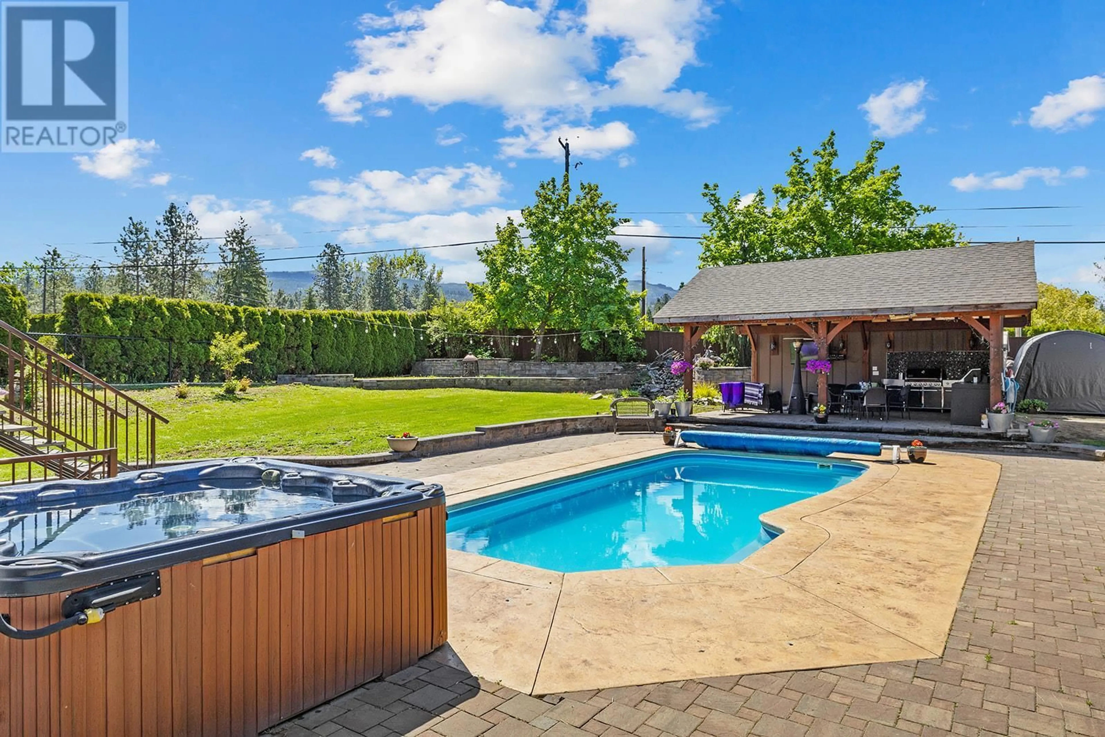 Pool for 3573 KIMATOUCHE ROAD, Kelowna British Columbia V1W4M2