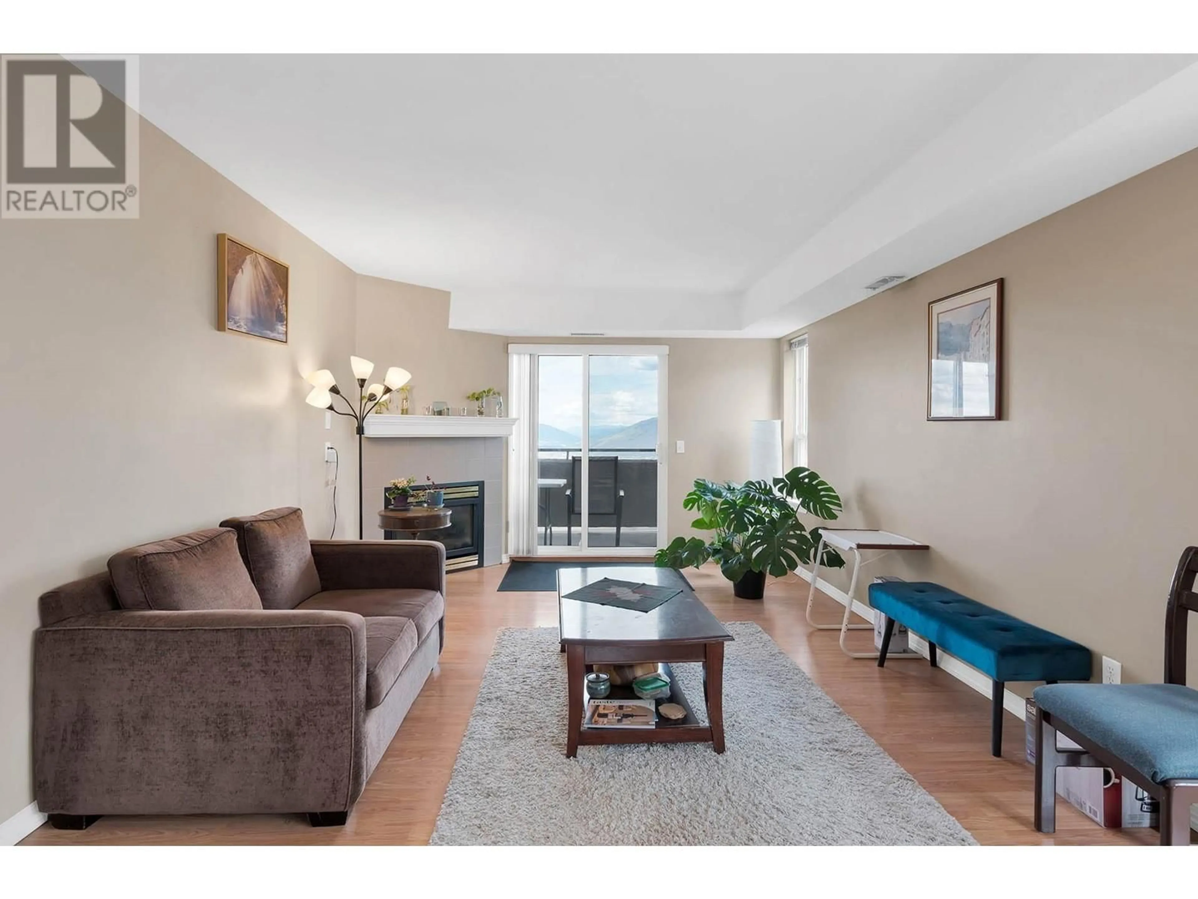 Living room with furniture, unknown for 307 - 1185 HUGH ALLAN DRIVE, Kamloops British Columbia V1S1T3
