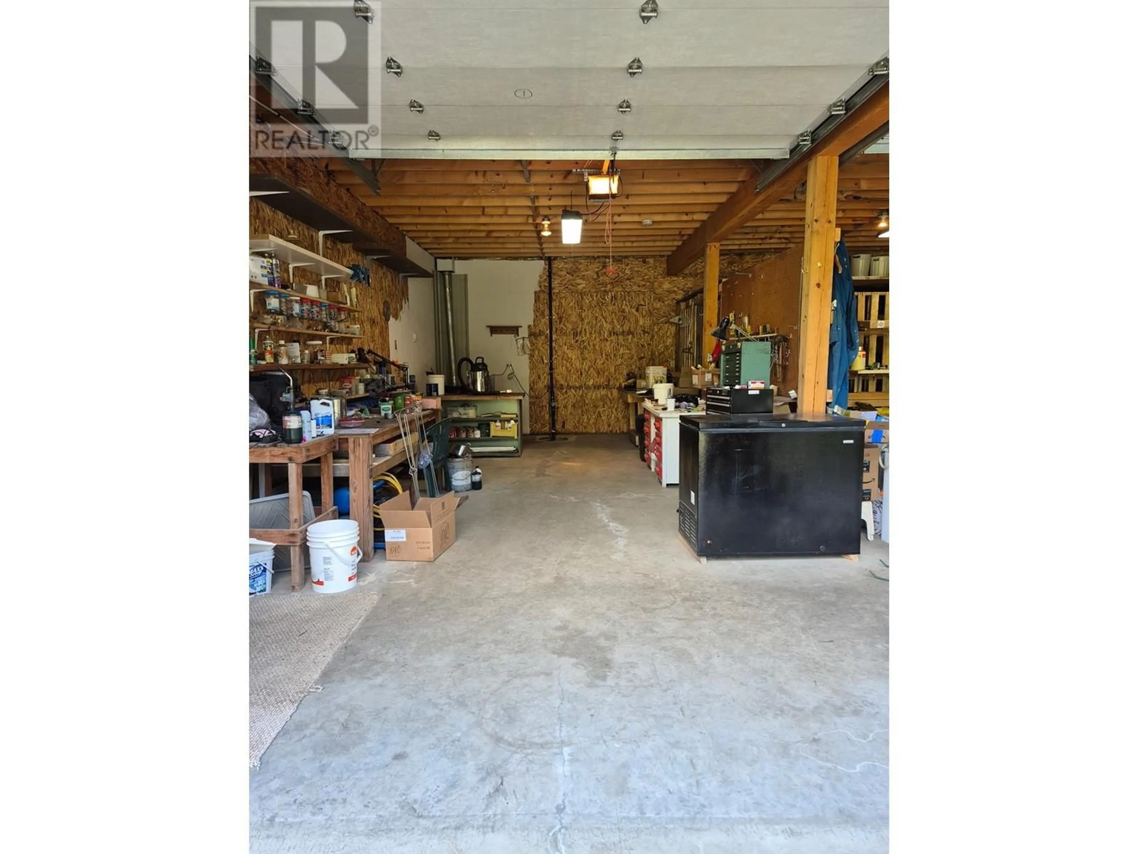 Indoor garage for 68 SPECHT ROAD, Cherryville British Columbia V0E2G3