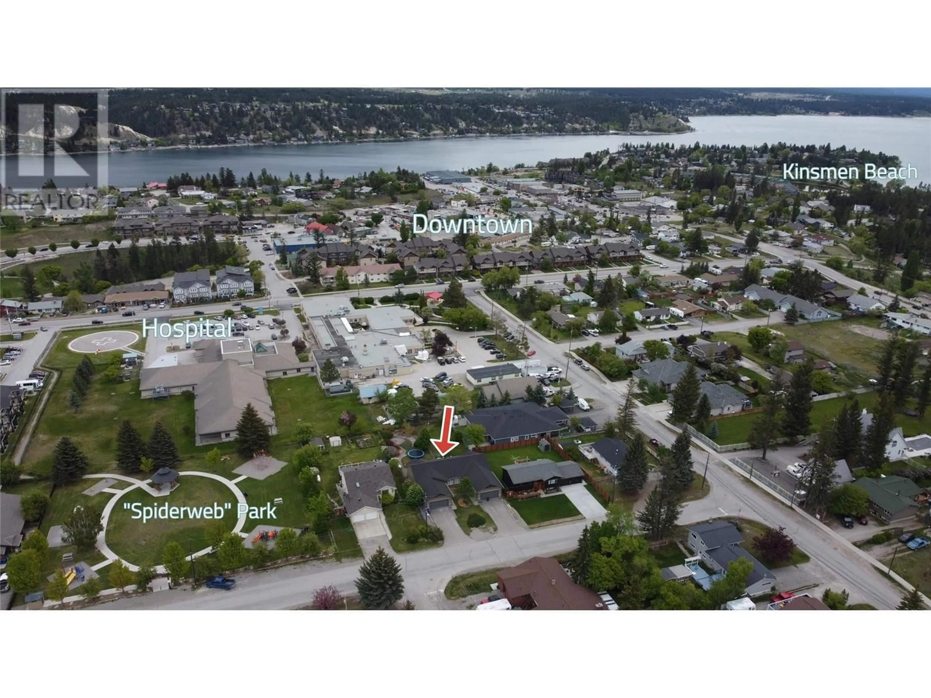 Blurry image for 901 12TH AVE AVENUE, Invermere British Columbia V0A1K0