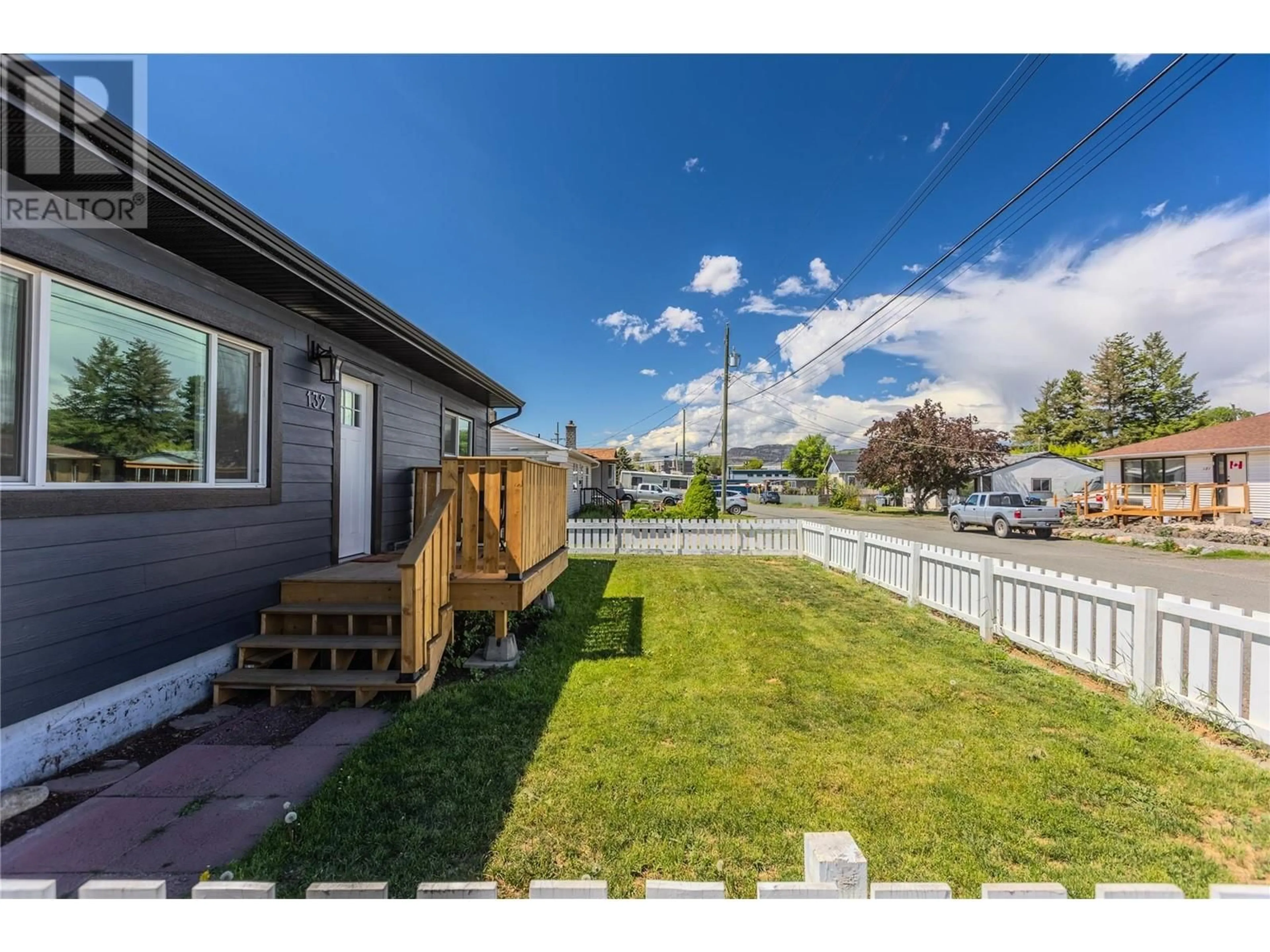 Unknown for 132 REDWOOD CRESCENT, Kamloops British Columbia V2B1C7