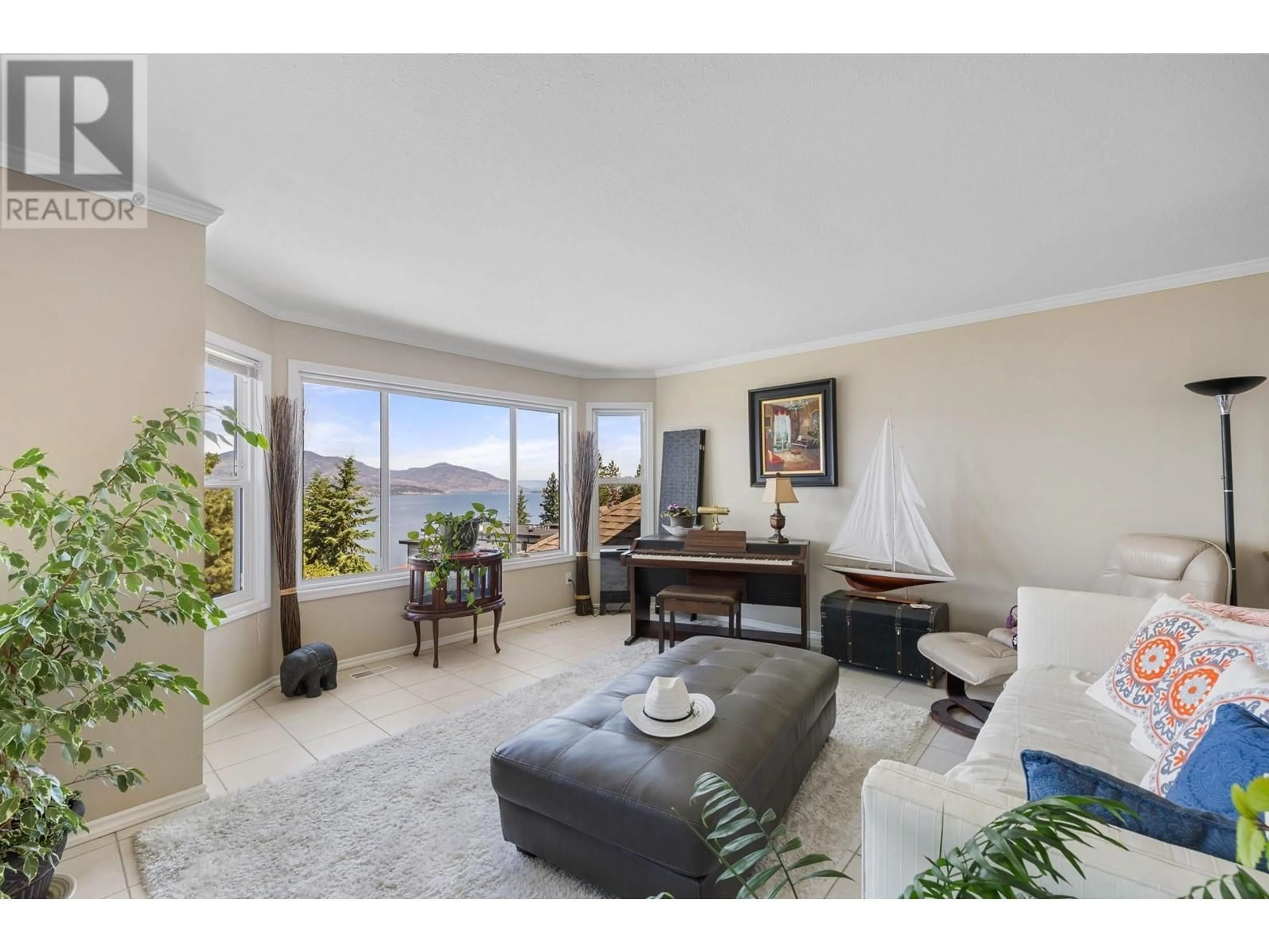 Living room with furniture, unknown for 395 STELLAR DRIVE, Kelowna British Columbia V1W1S5