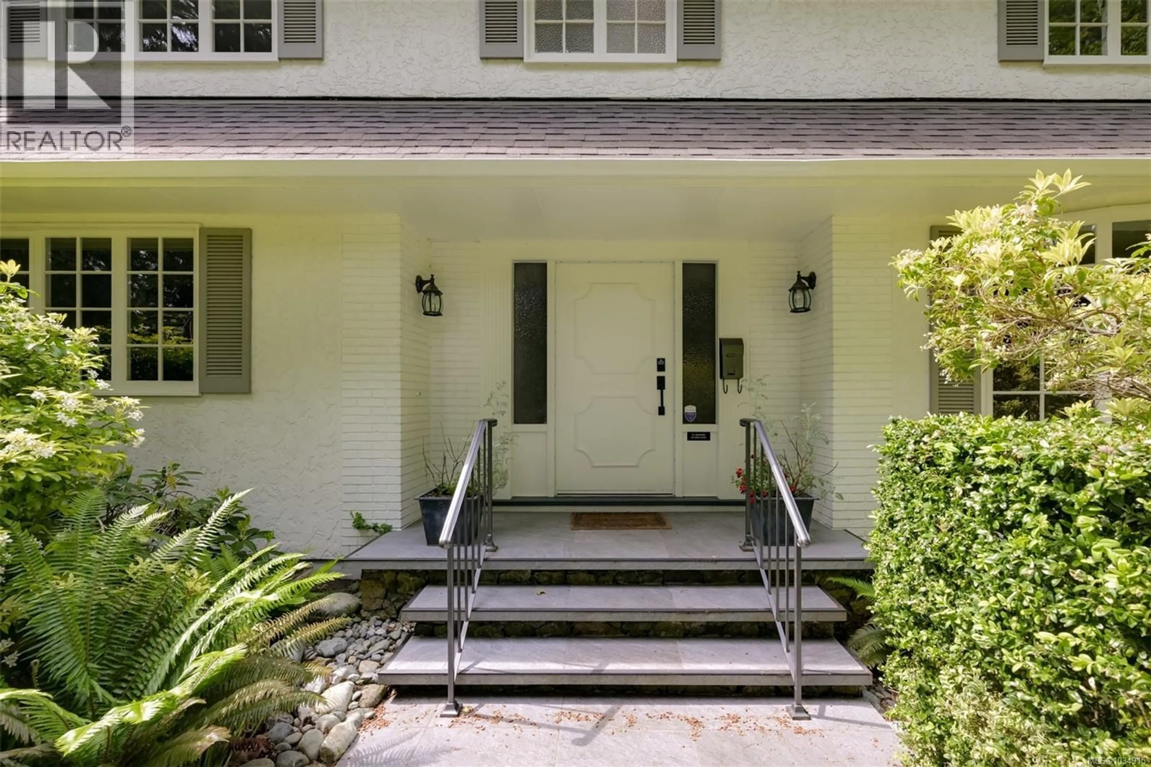 Unknown for 2861 TUDOR AVENUE, Saanich British Columbia V8N1L6