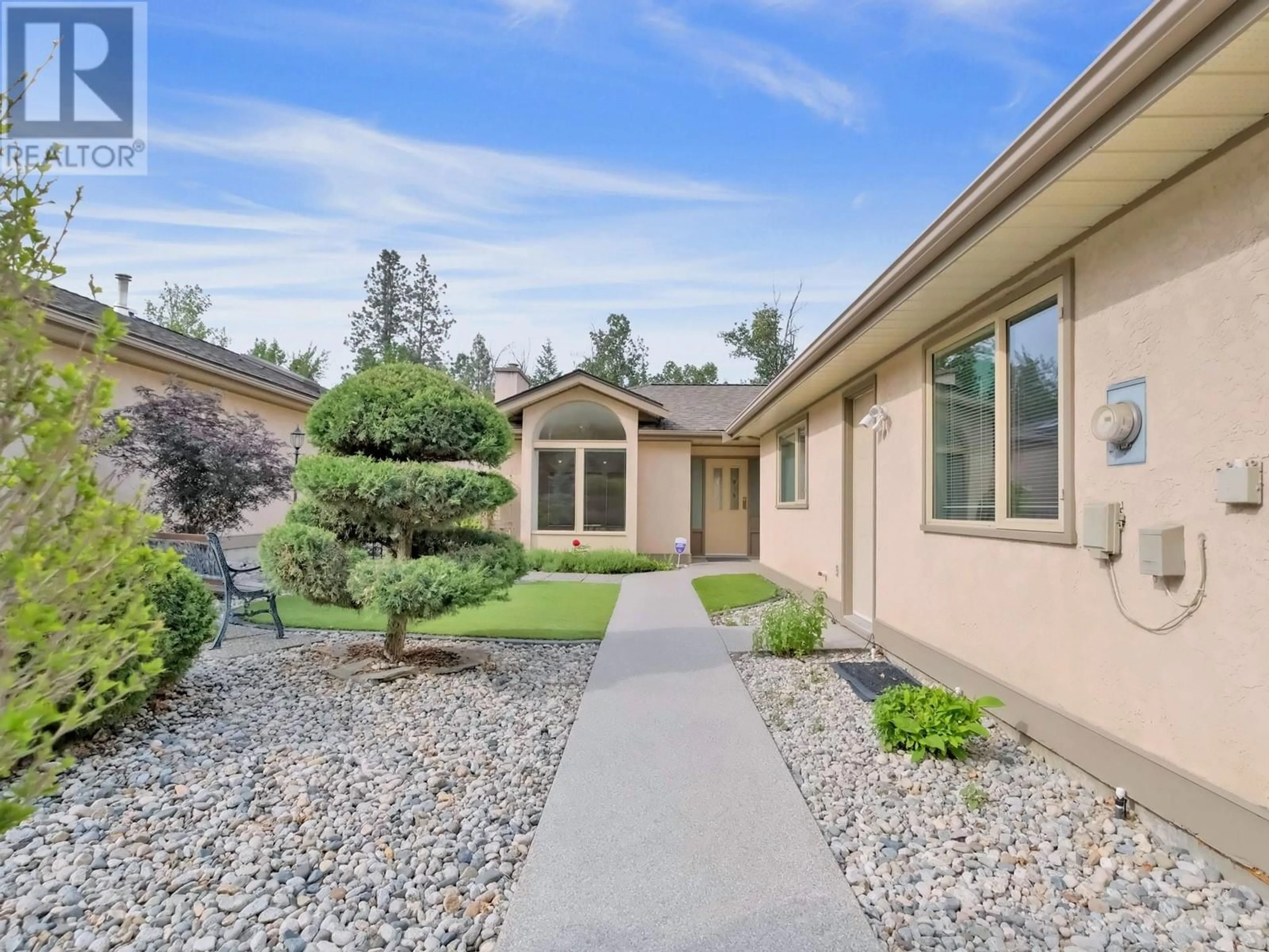 Unknown for 136 - 102 FORESTBROOK PLACE, Penticton British Columbia V2A2G4