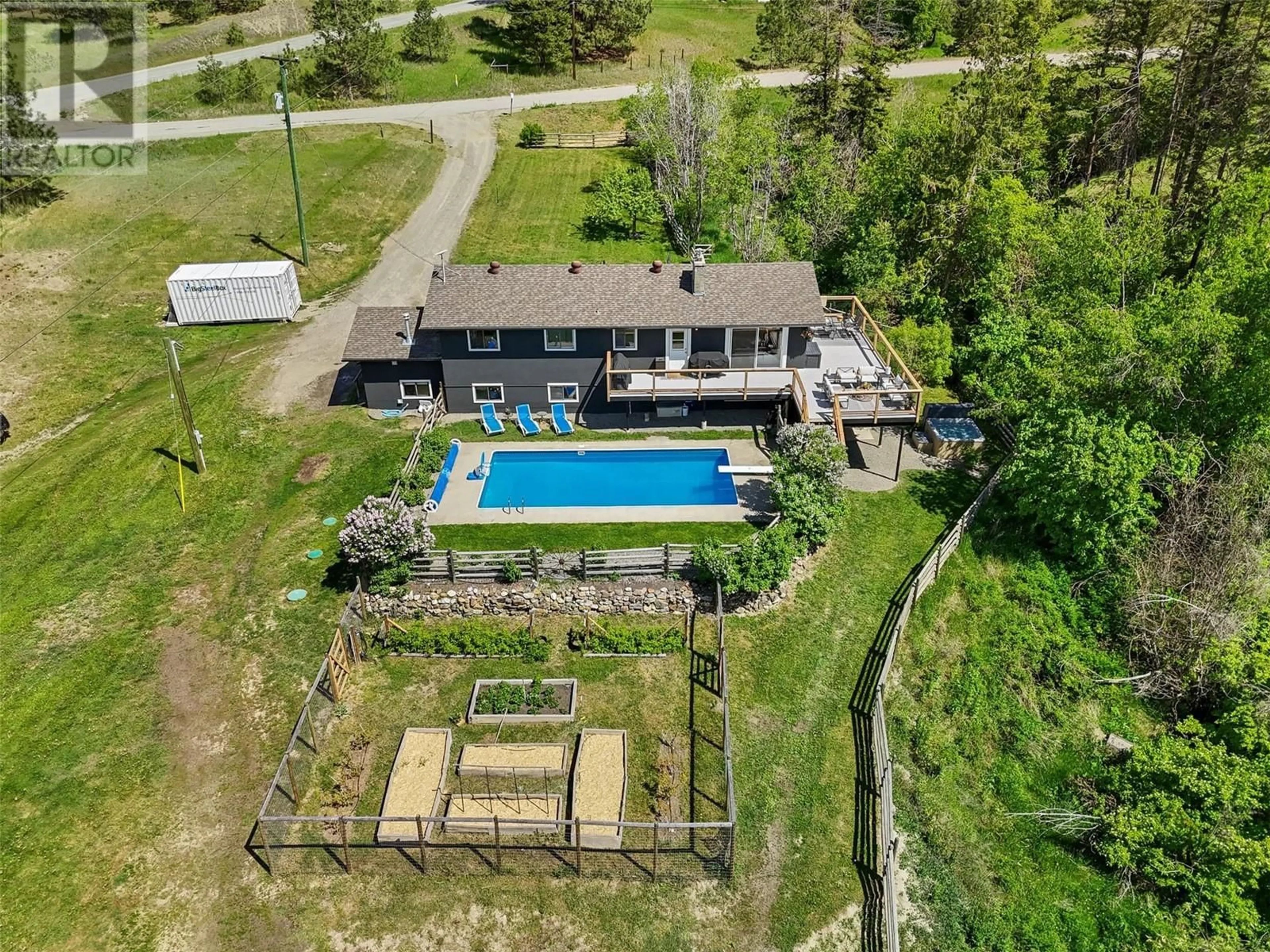 A pic from outside/outdoor area/front of a property/back of a property/a pic from drone, water/lake/river/ocean view for 2029 DUCK RANGE ROAD, Pritchard British Columbia V0E2P0