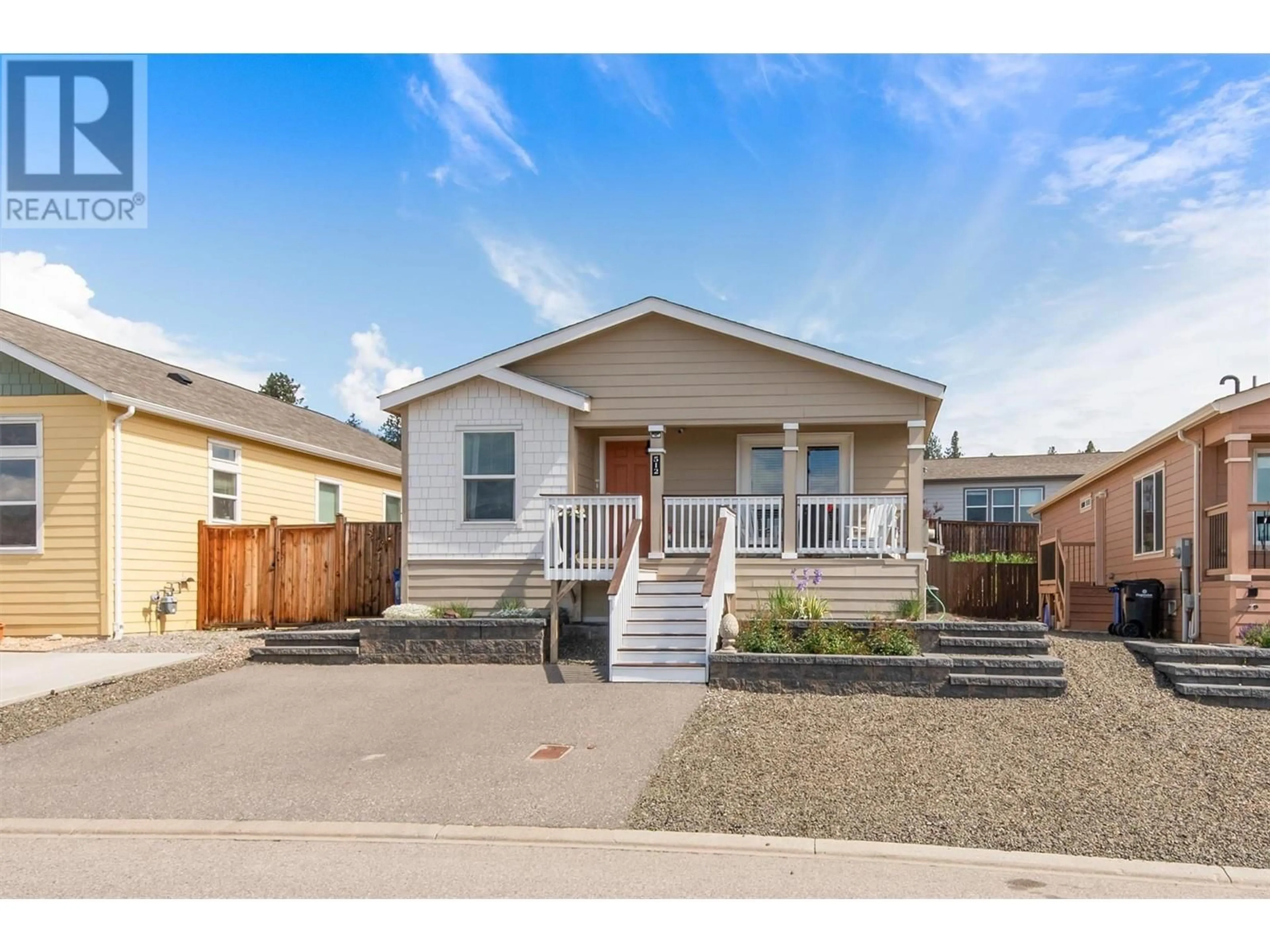 Home with vinyl exterior material, street for 512 - 2440 OLD OKANAGAN HIGHWAY, Westbank British Columbia V4T3A3
