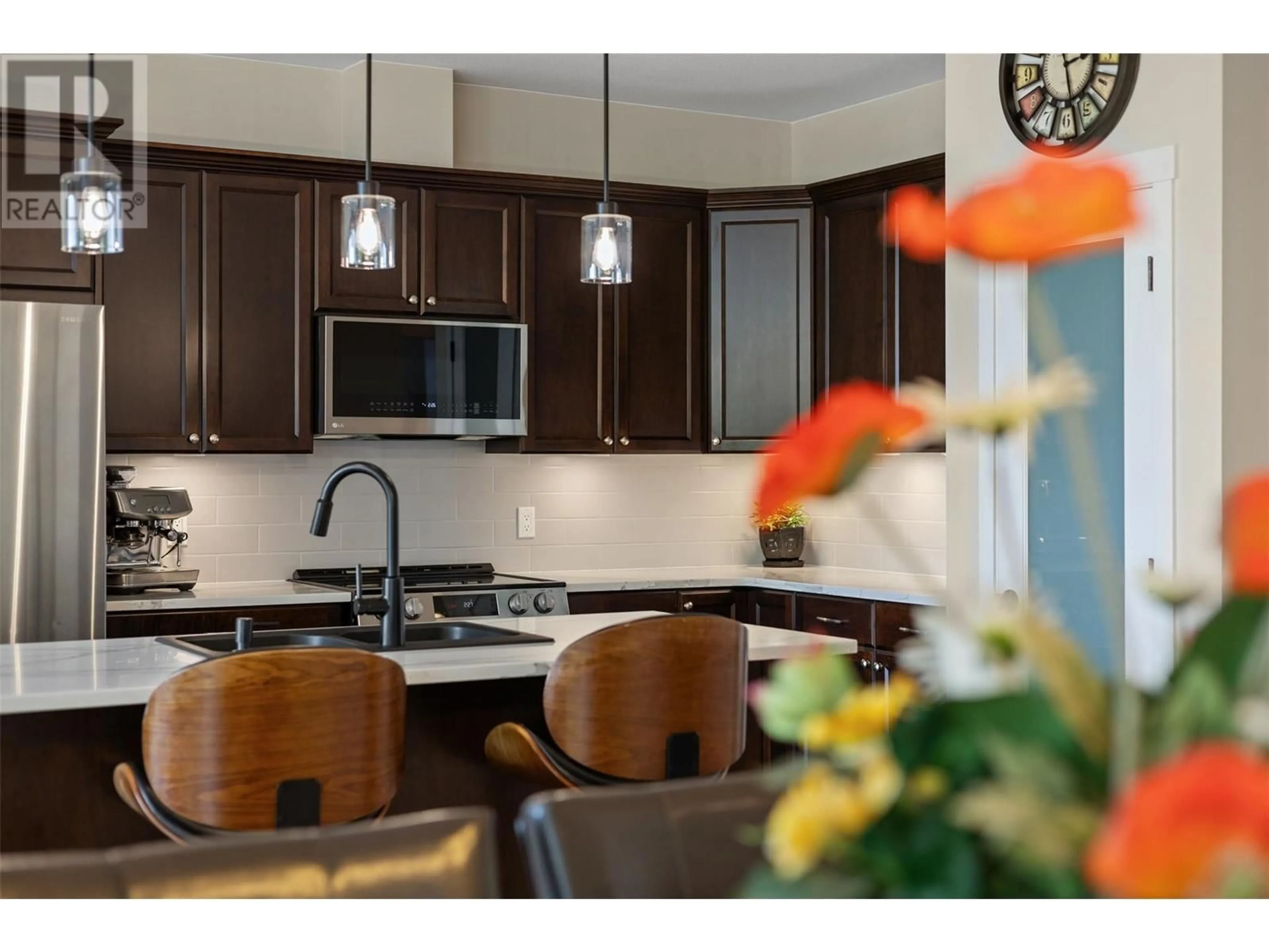 Open concept kitchen, unknown for 1548 GOLF RIDGE DRIVE, Kamloops British Columbia V2H0A5