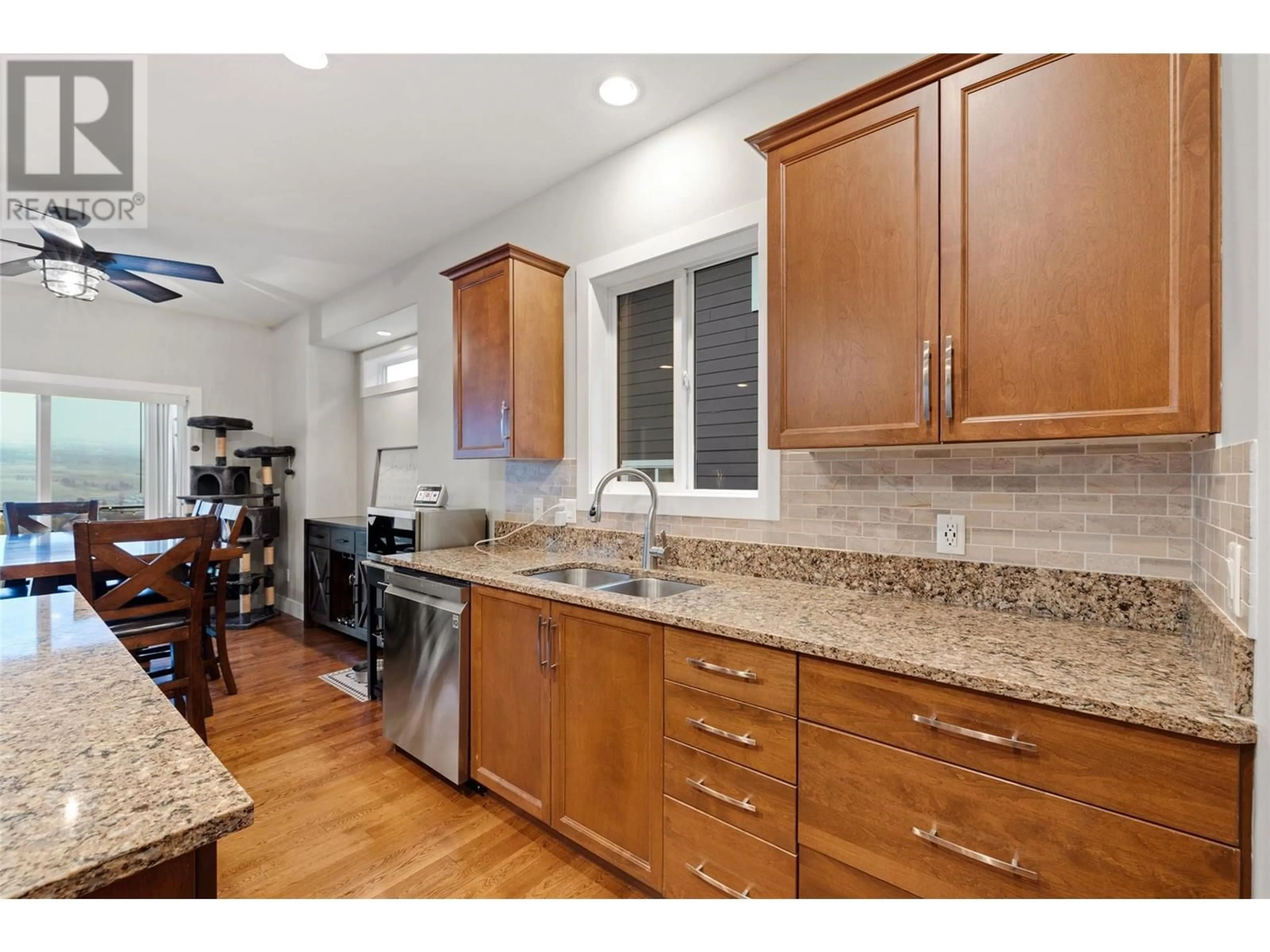 Open concept kitchen, unknown for 9749 SANTINA ROAD, Lake Country British Columbia V4V2R9