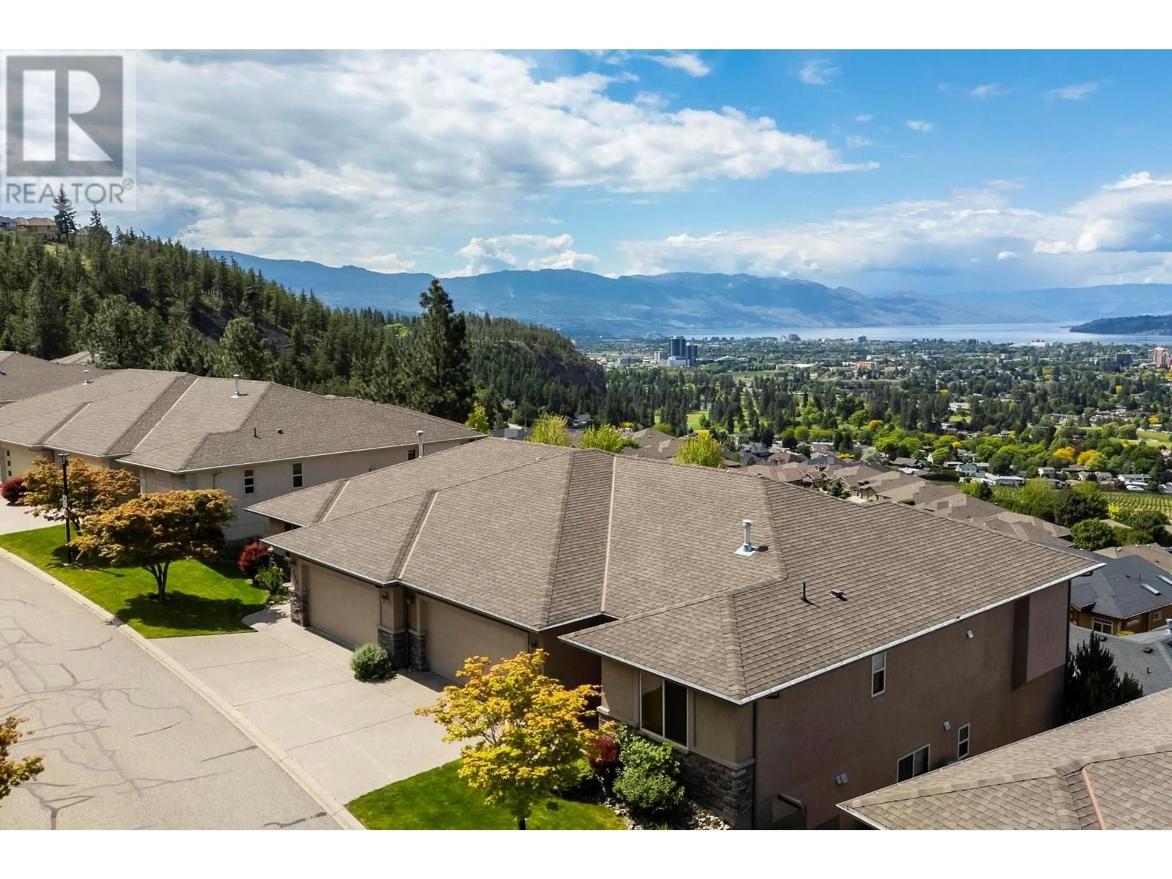A pic from outside/outdoor area/front of a property/back of a property/a pic from drone, mountain view for 329 - 663 DENALI COURT, Kelowna British Columbia V1V2R4