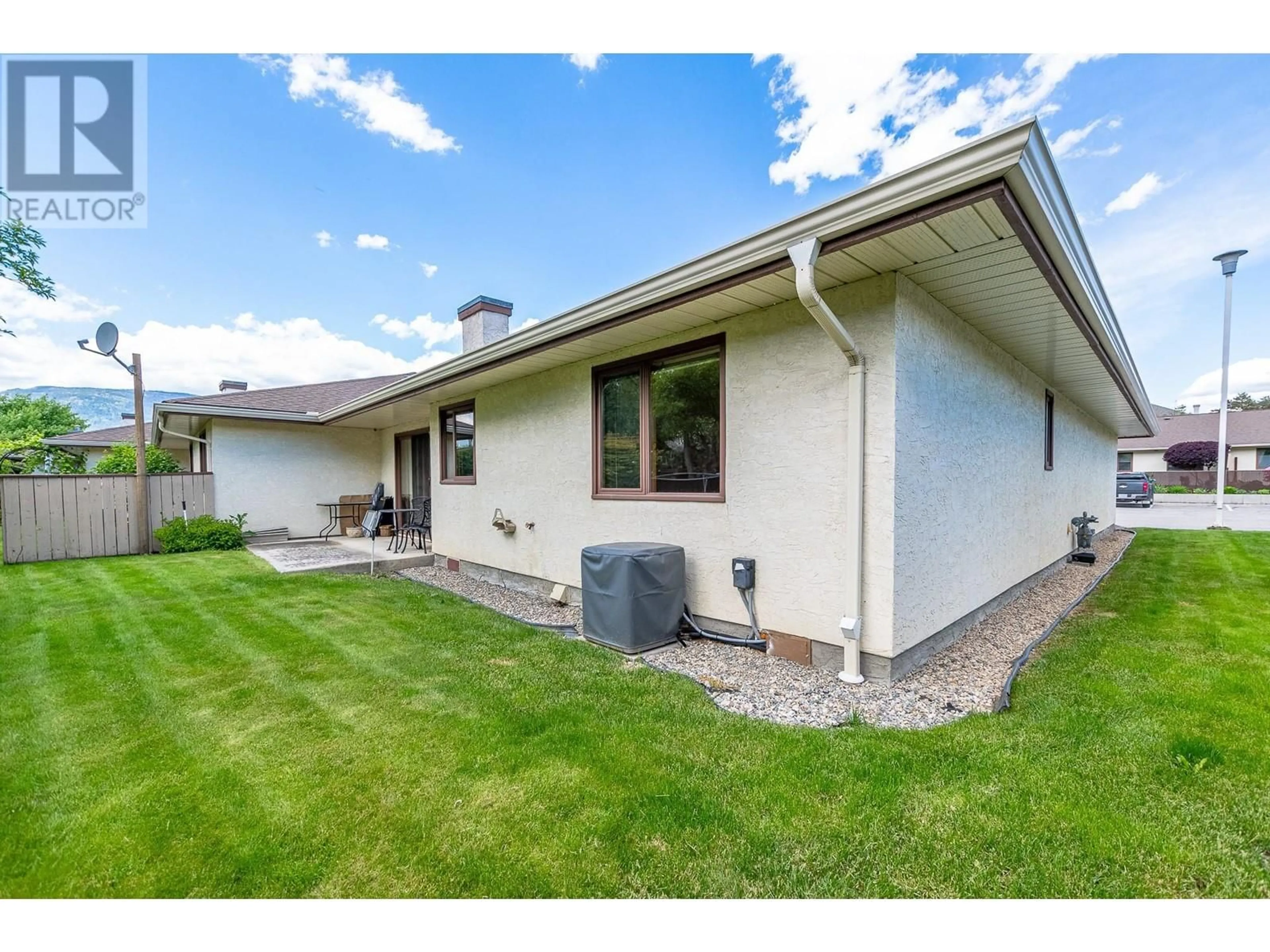 Unknown for 10 - 151 8 AVENUE SOUTHWEST, Salmon Arm British Columbia V1E1B9