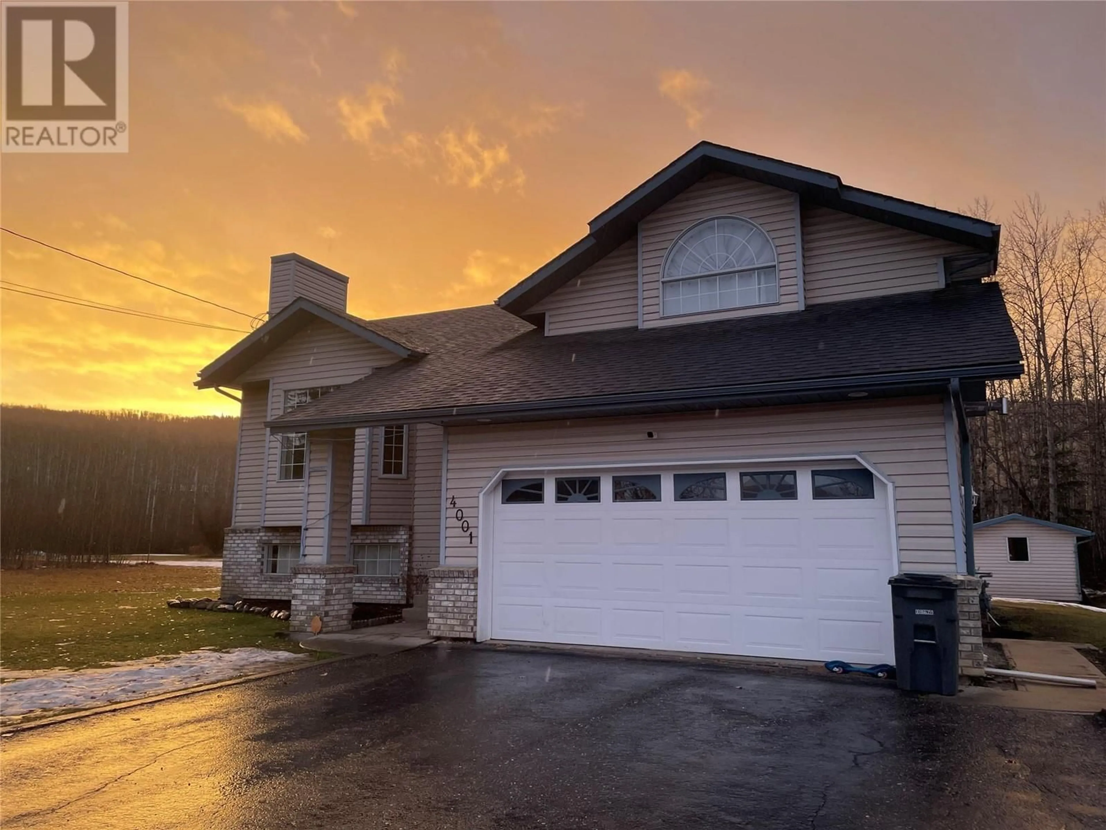 Unknown for 4001 52A AVENUE, Chetwynd British Columbia V0C1J0
