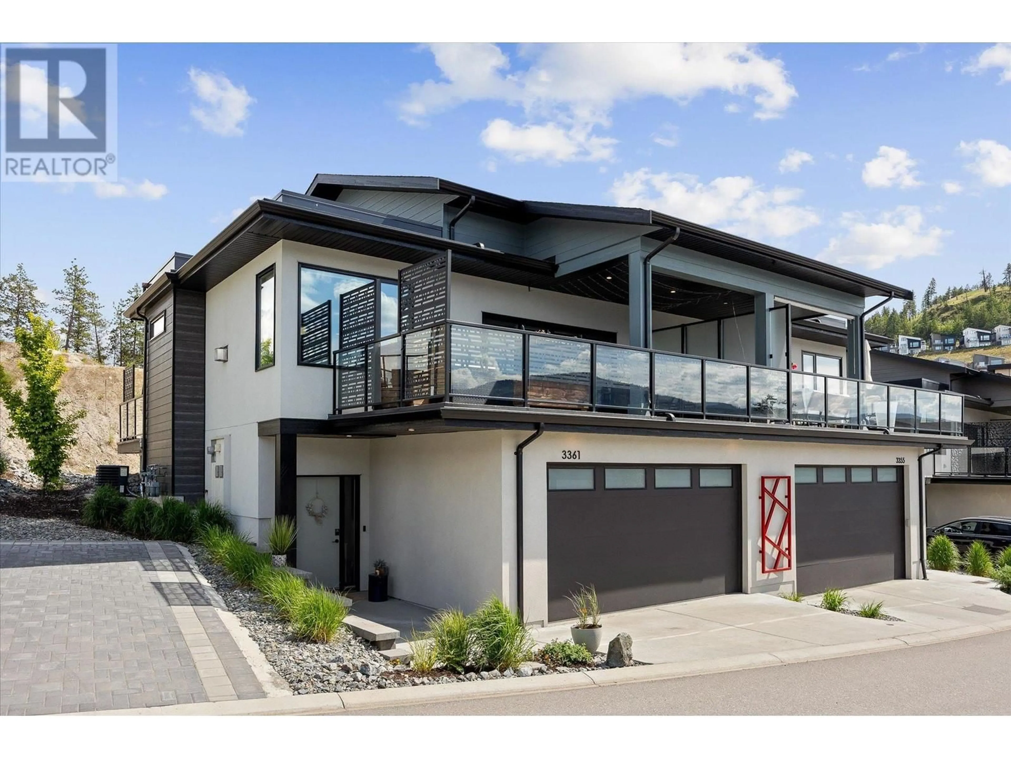Home with vinyl exterior material, street for 3361 ASPEN LANE, Kelowna British Columbia V1V0C6
