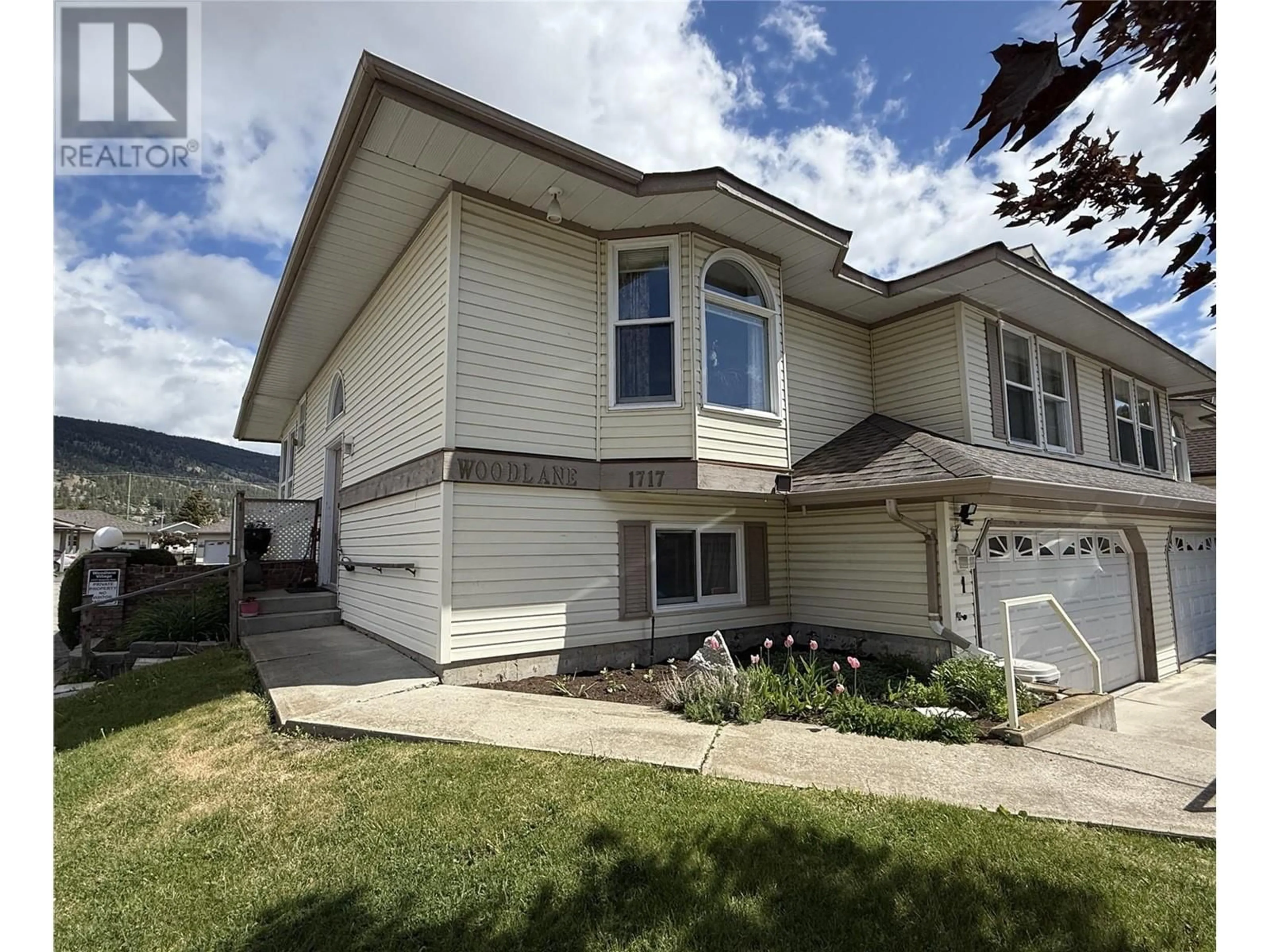 Home with vinyl exterior material, street for 1 - 1717 GRANITE AVENUE, Merritt British Columbia V1K1B8