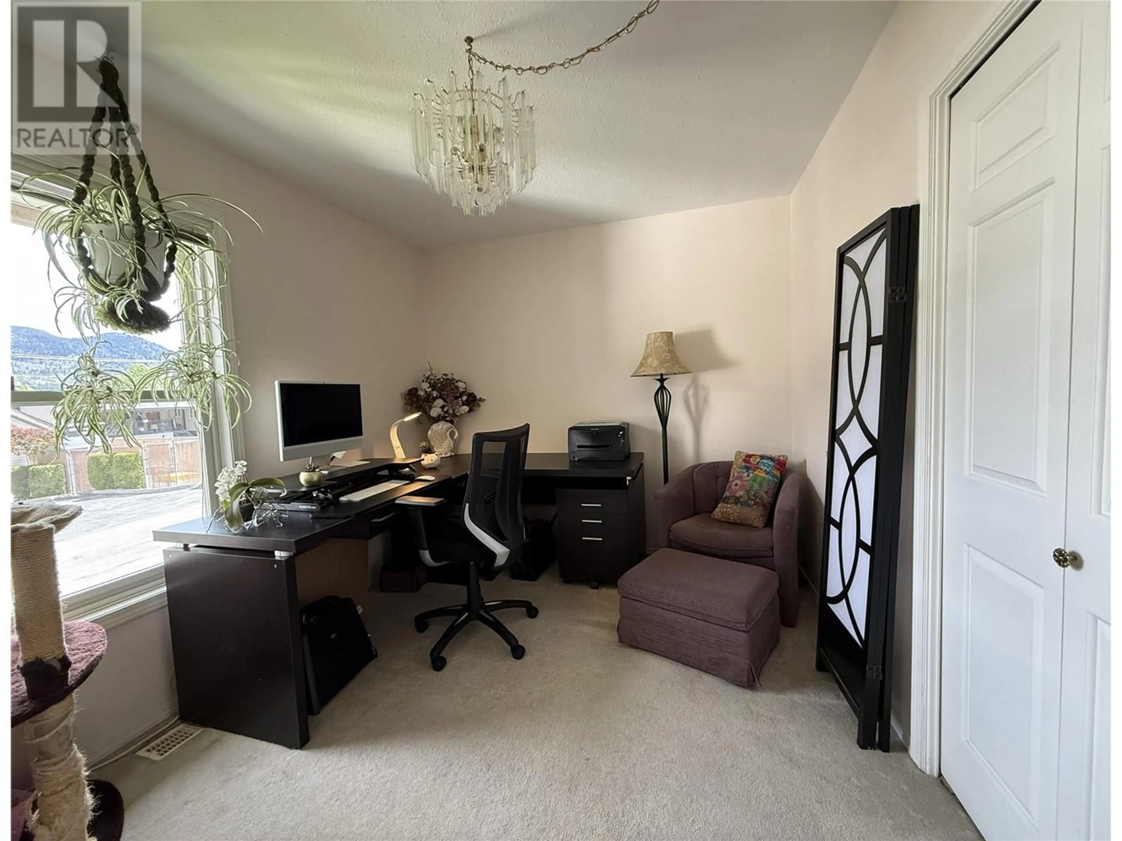 A pic of a room for 1 - 1717 GRANITE AVENUE, Merritt British Columbia V1K1B8