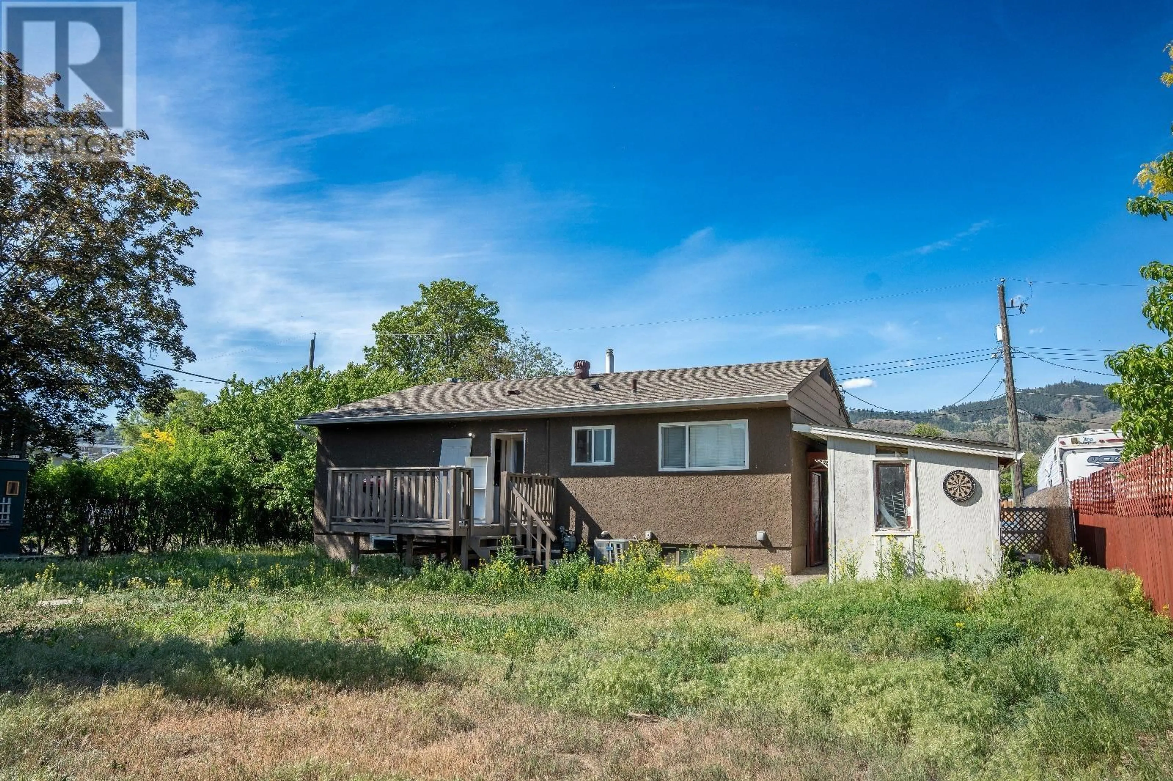 A pic from outside/outdoor area/front of a property/back of a property/a pic from drone, unknown for 402 MULBERRY AVENUE, Kamloops British Columbia V2B2R2