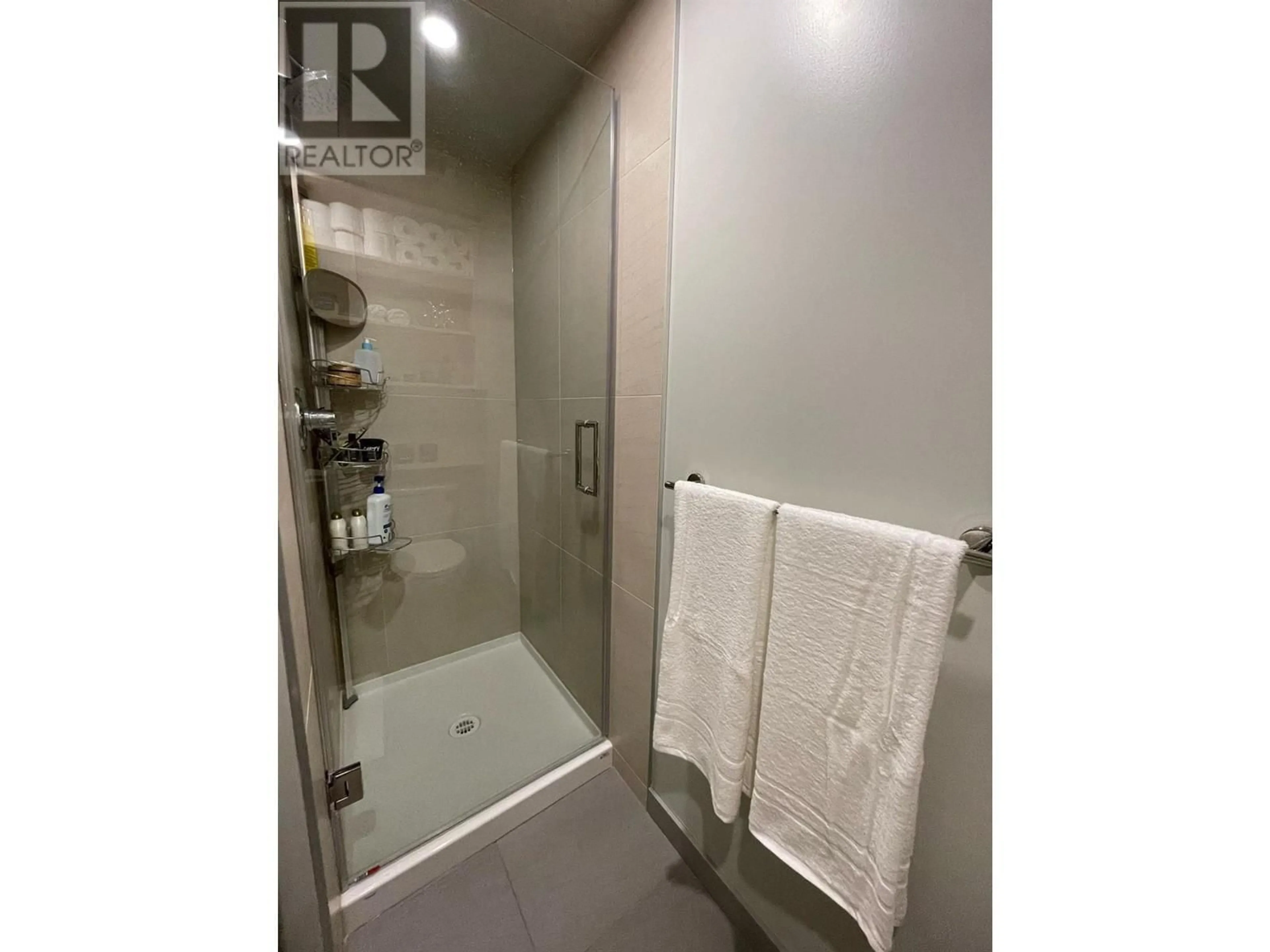 Unknown for 215 - 345 DOUGALL ROAD NORTH, Kelowna British Columbia V1X3K8