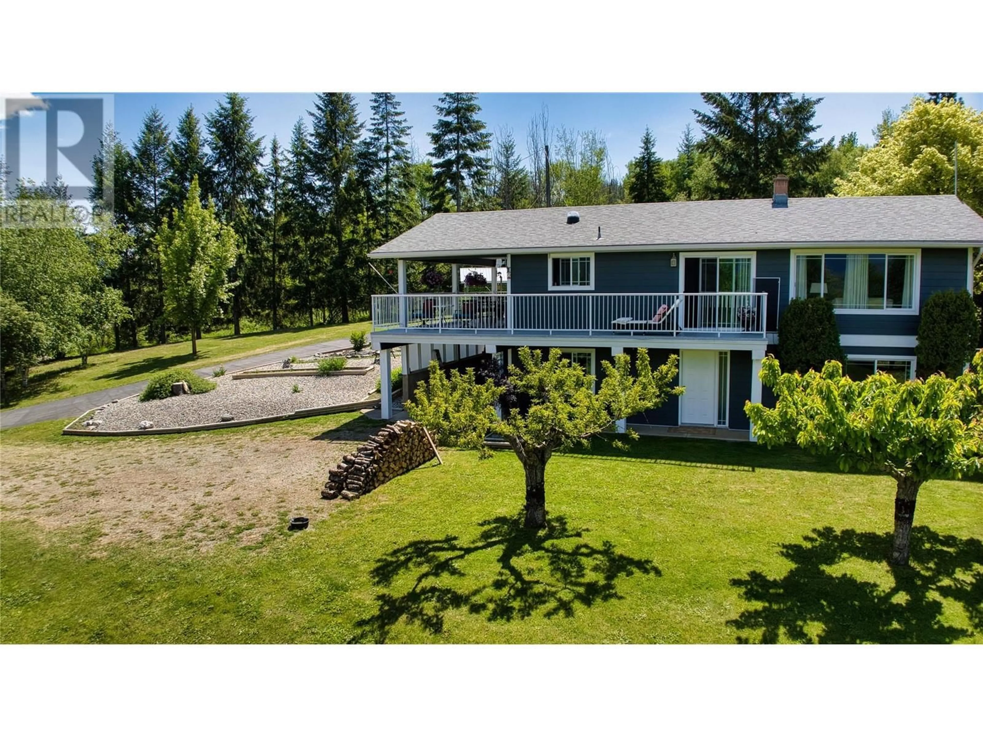 A pic from outside/outdoor area/front of a property/back of a property/a pic from drone, water/lake/river/ocean view for 3765 CRESTVIEW RD ROAD, Creston British Columbia V0B1G2
