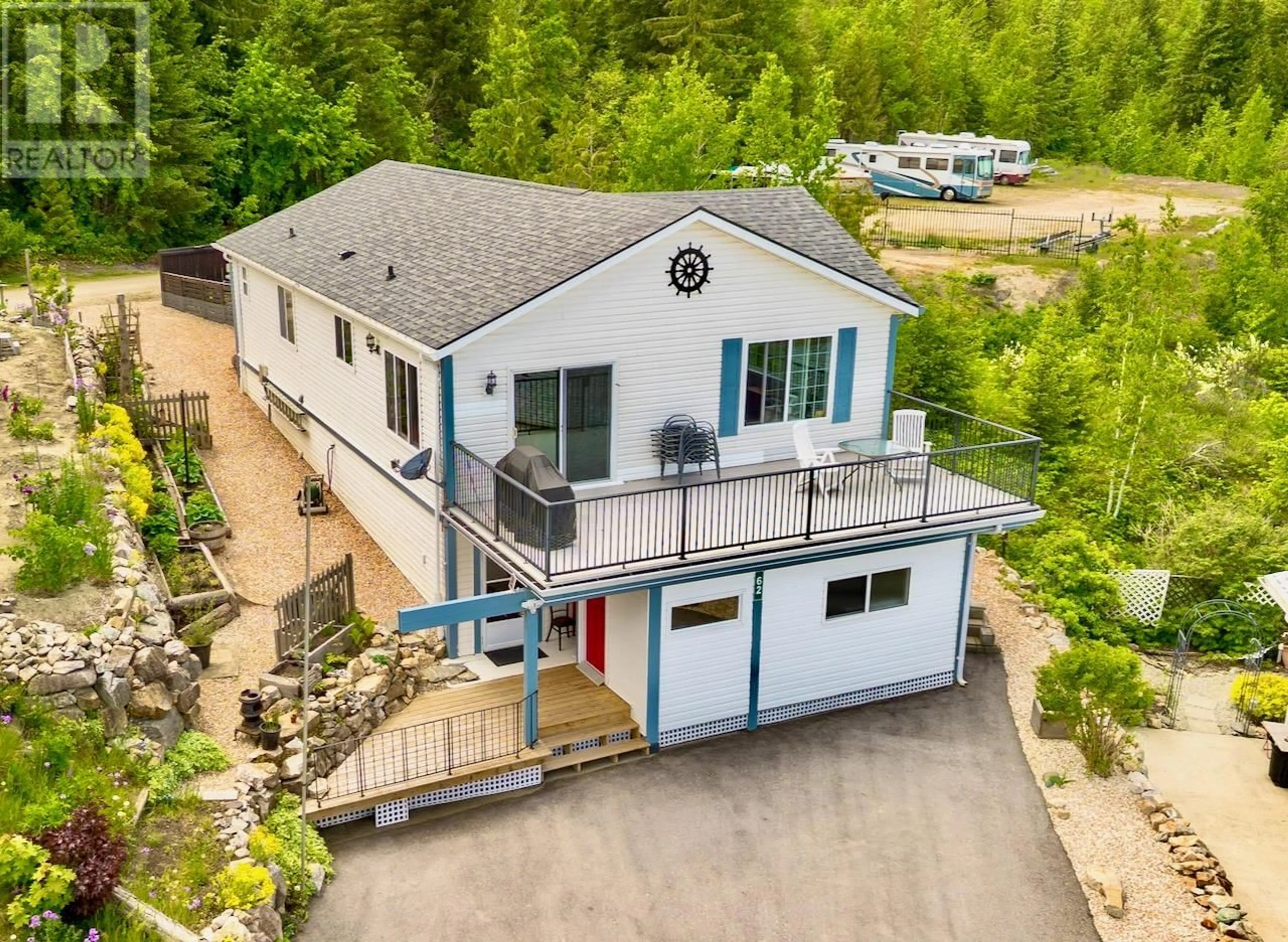 A pic from outside/outdoor area/front of a property/back of a property/a pic from drone, unknown for 62 - 1510 TRANS CANADA HIGHWAY, Sorrento British Columbia V0E2W0