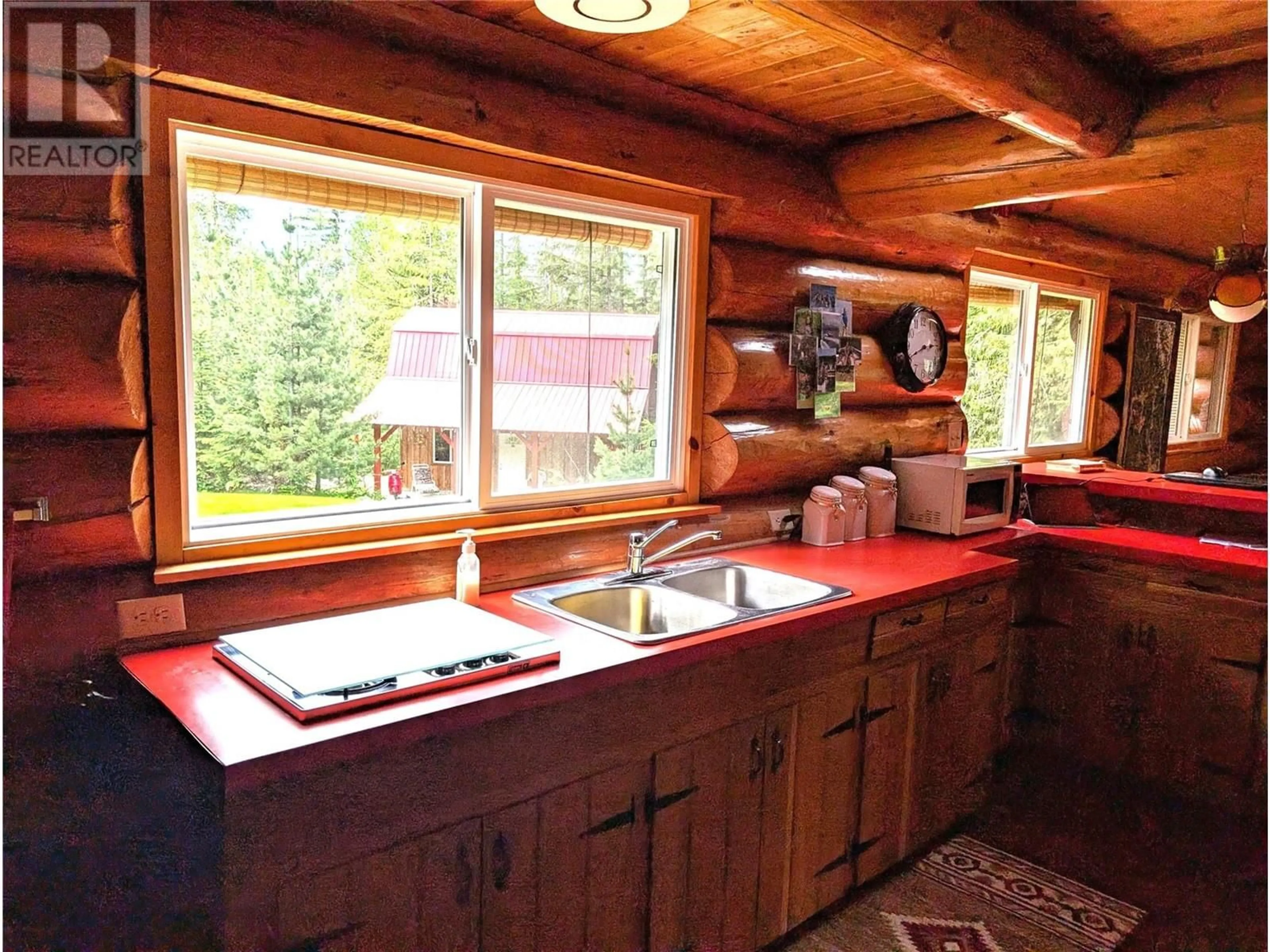 Rustic kitchen, unknown for 1363 BOURNE CRESCENT, Seymour Arm British Columbia V0E2V2