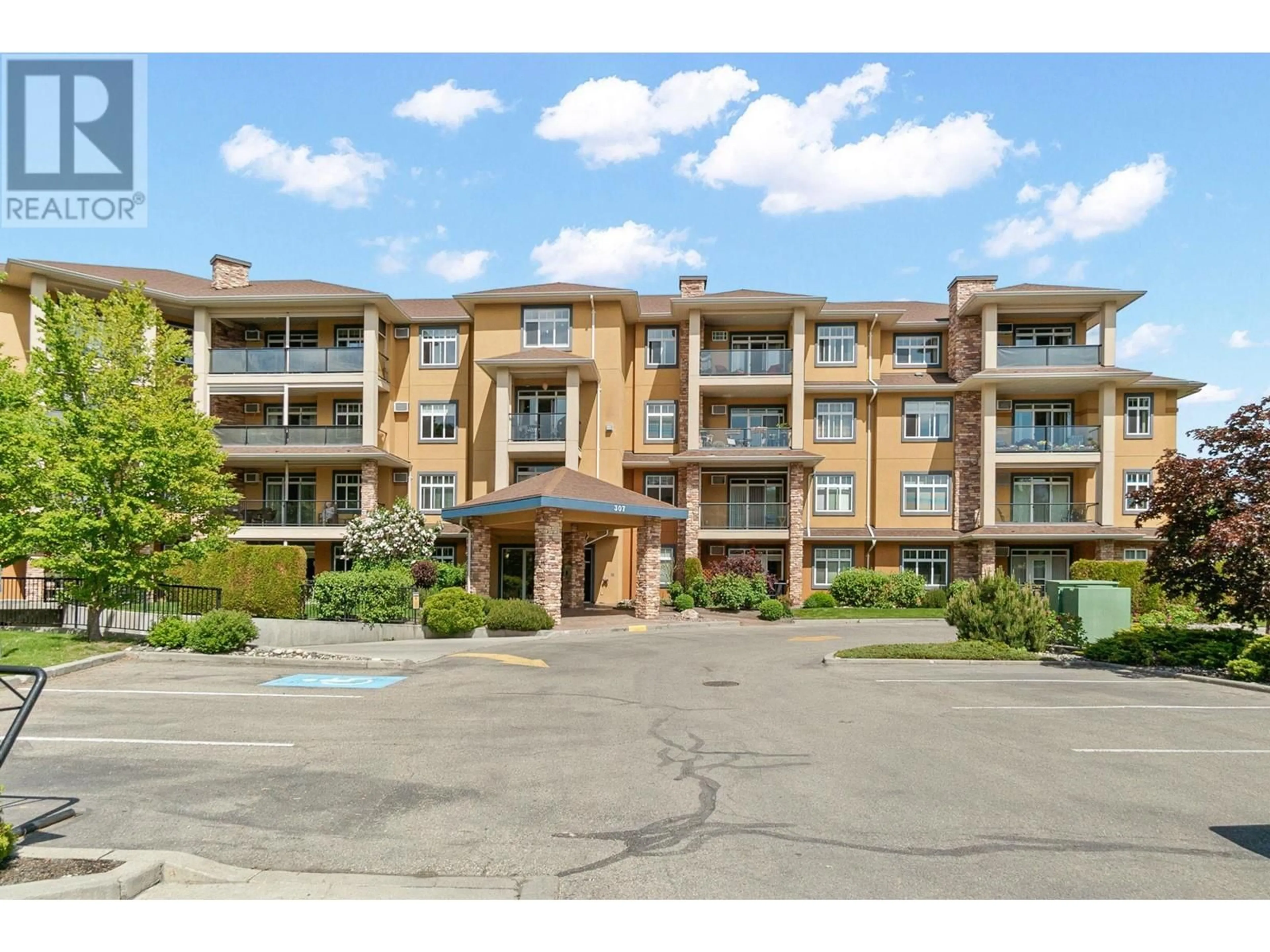 Unknown for 304 - 307 WHITMAN ROAD, Kelowna British Columbia V1V2P3