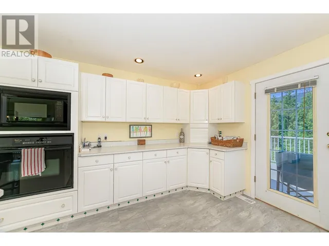 4340 SEDERBERG ROAD, Malakwa 5
