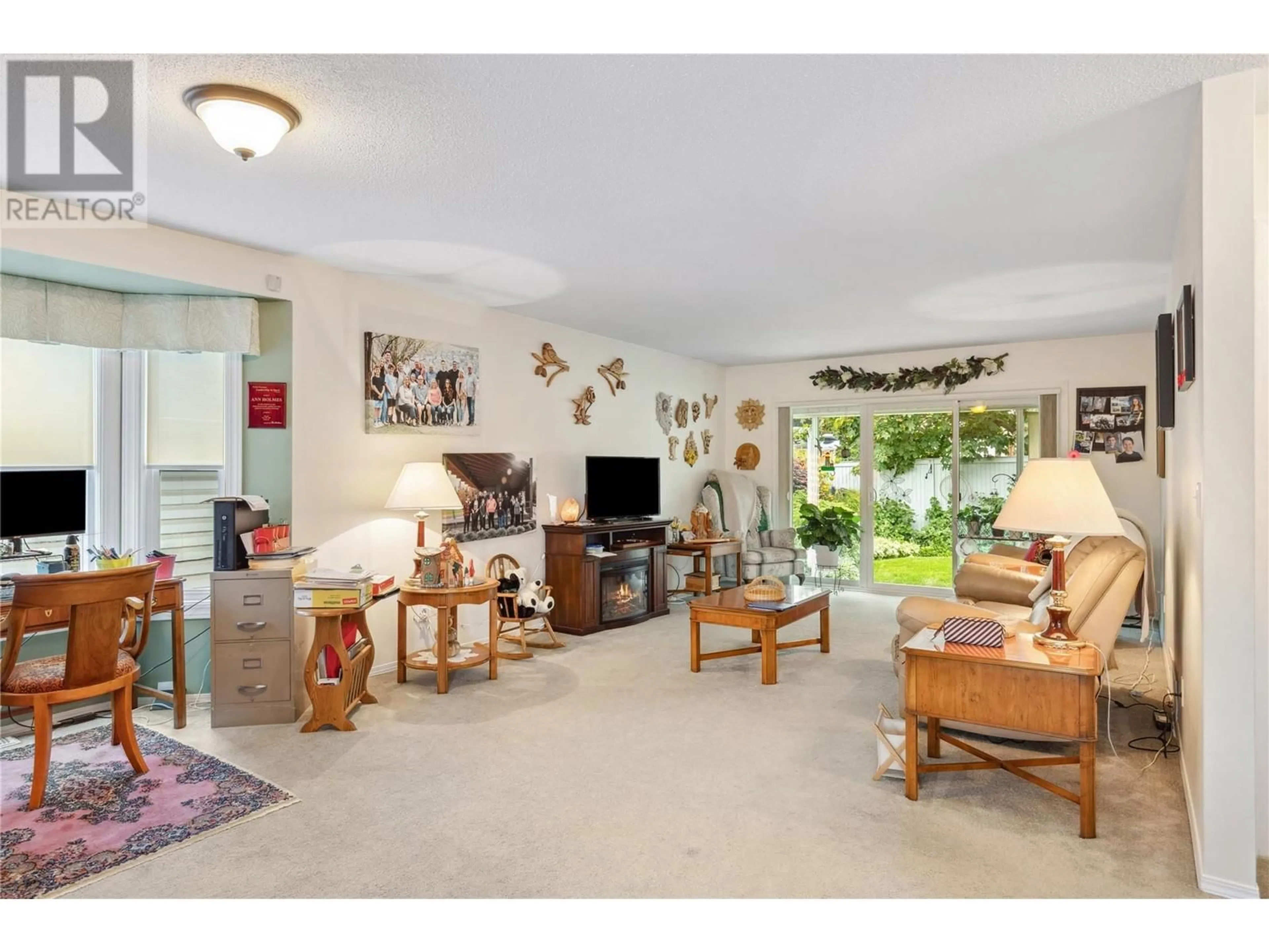 Living room with furniture, unknown for 3 - 4801 27 AVENUE, Vernon British Columbia V1T6L2