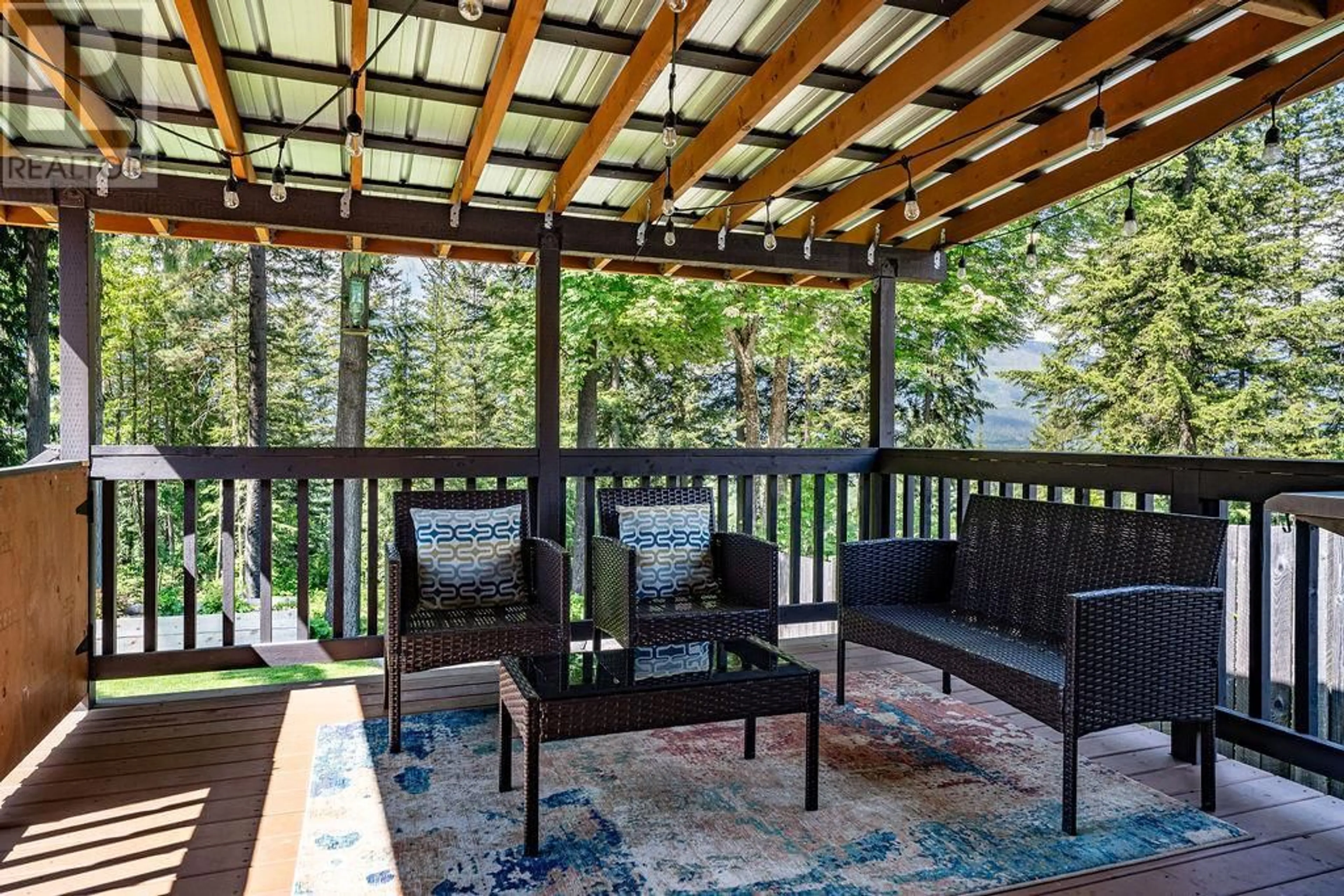 Patio, water/lake/river/ocean view for 7 JOHNSON WAY, Revelstoke British Columbia V0E2S1