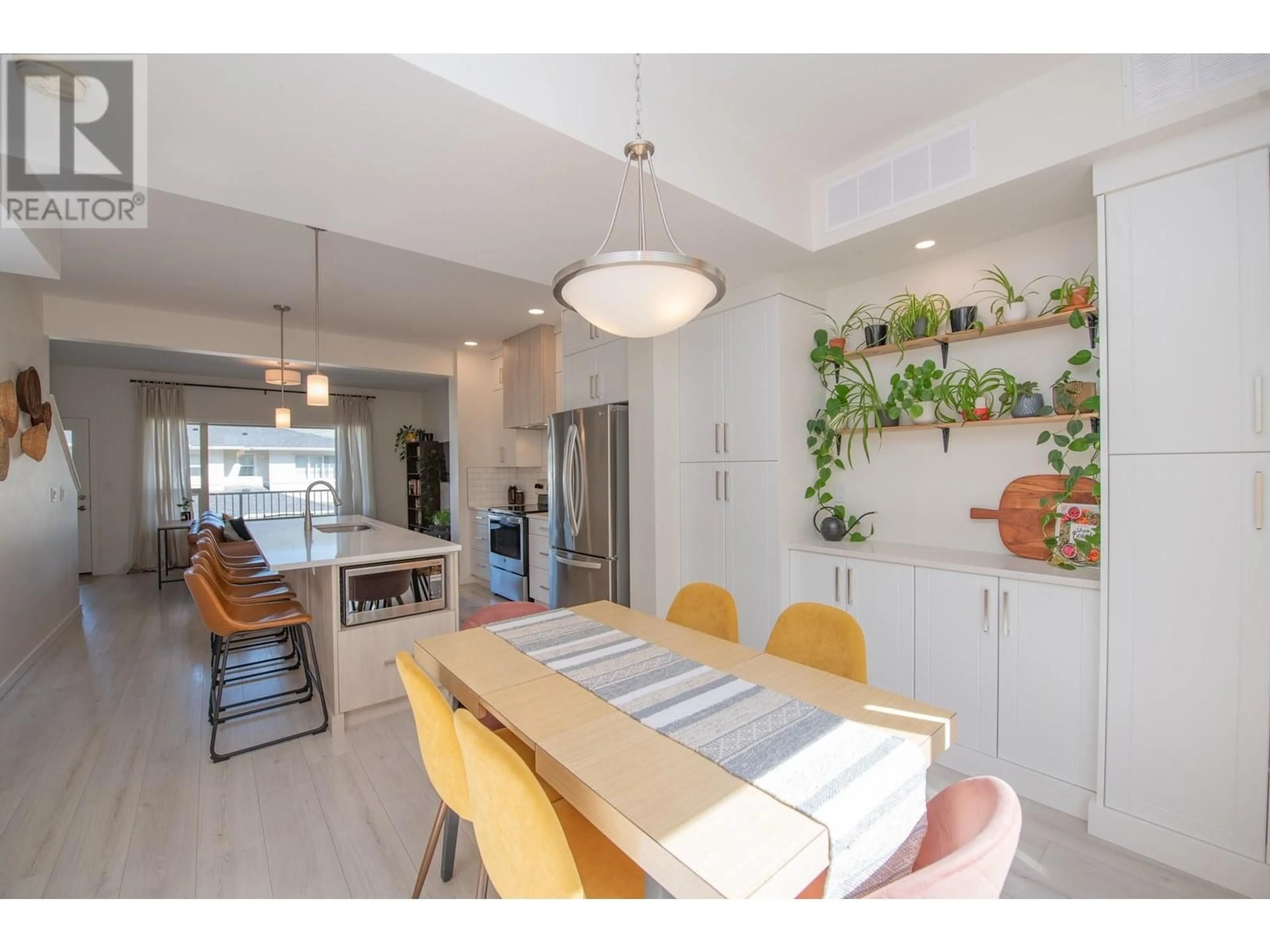 Open concept kitchen, unknown for 46 - 4600 OKANAGAN AVENUE, Vernon British Columbia V1T0A8