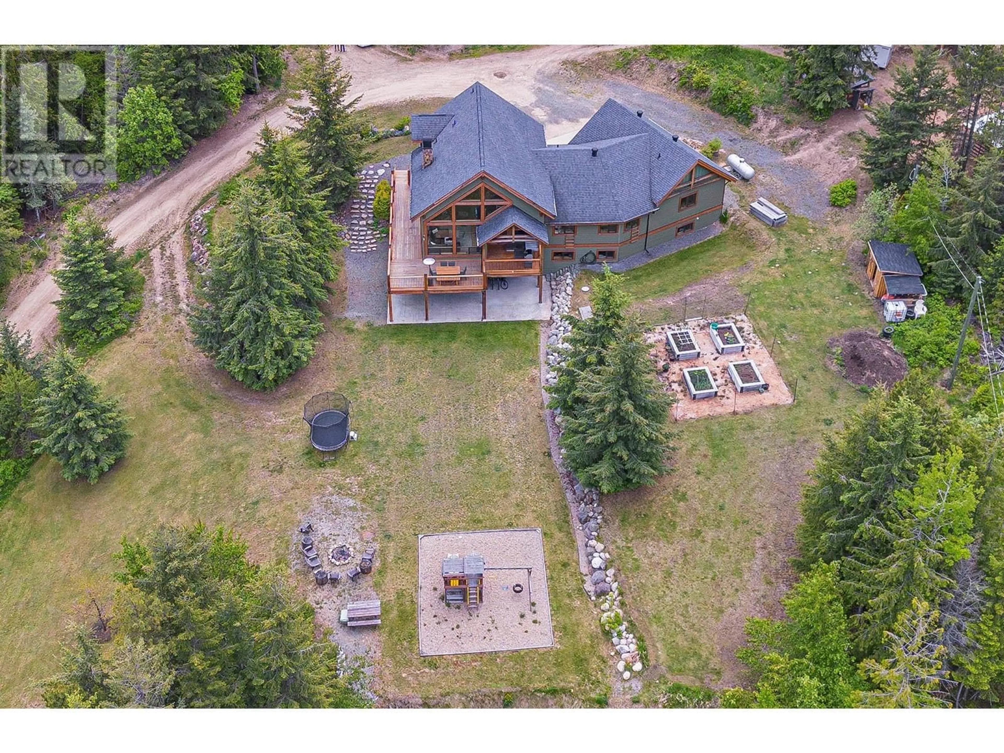 A pic from outside/outdoor area/front of a property/back of a property/a pic from drone, mountain view for 688 GREER ROAD, Clearwater British Columbia V0E1N2