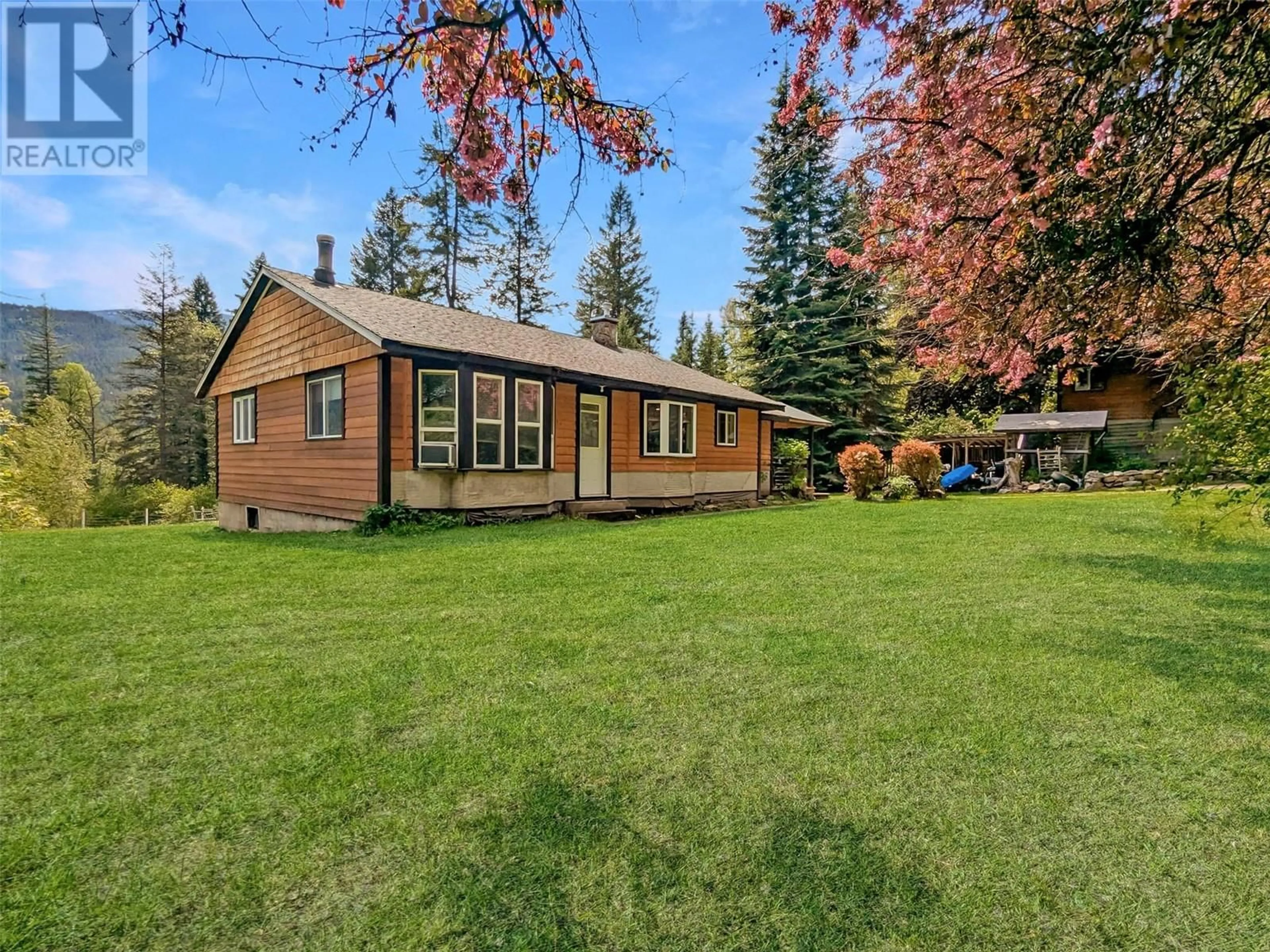 Unknown for 6680 PERRY'S BACK ROAD ROAD, Winlaw British Columbia V0G2J0