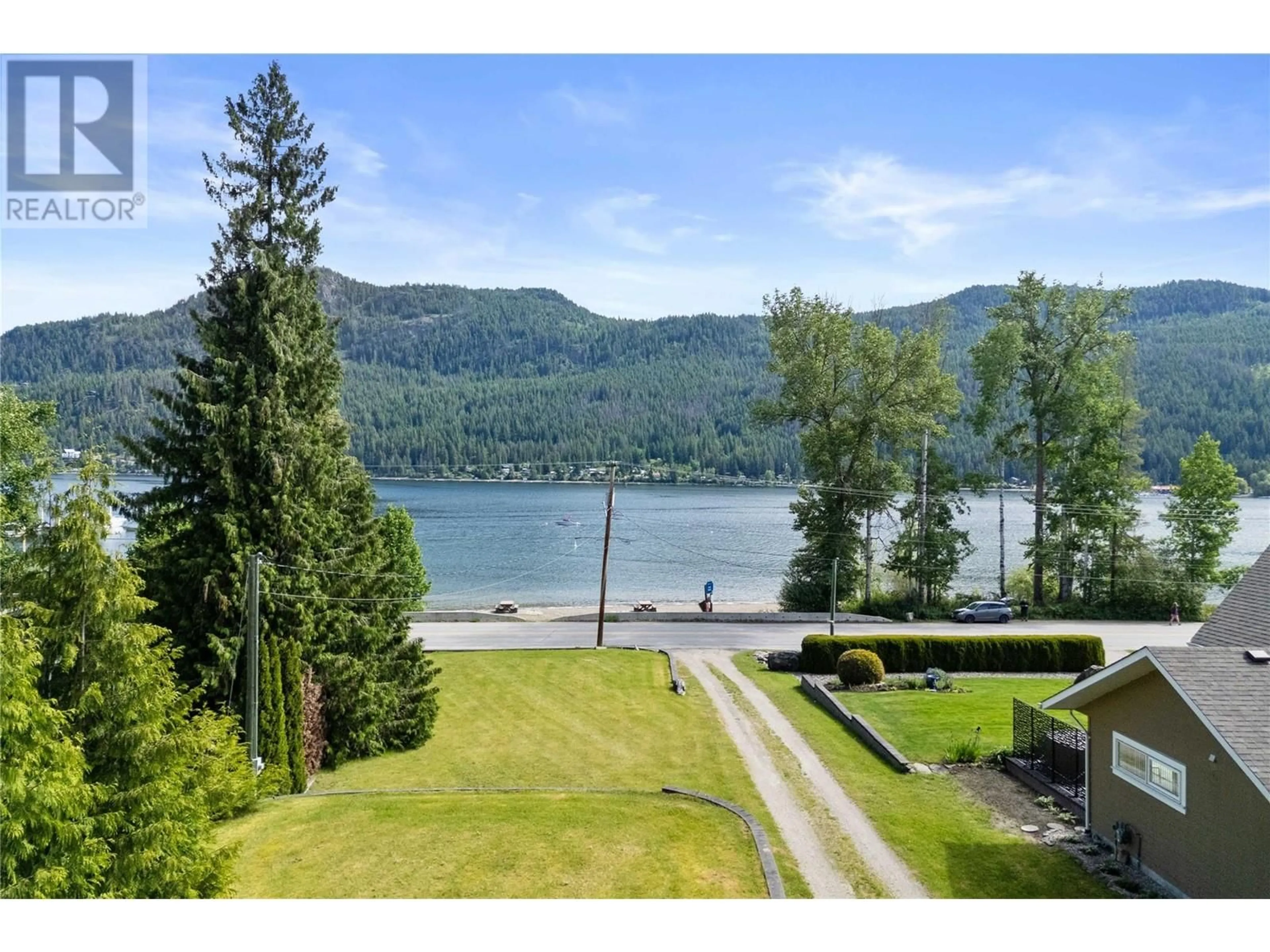 A pic from outside/outdoor area/front of a property/back of a property/a pic from drone, water/lake/river/ocean view for 2524 BLIND BAY ROAD, Blind Bay British Columbia V0E1H1