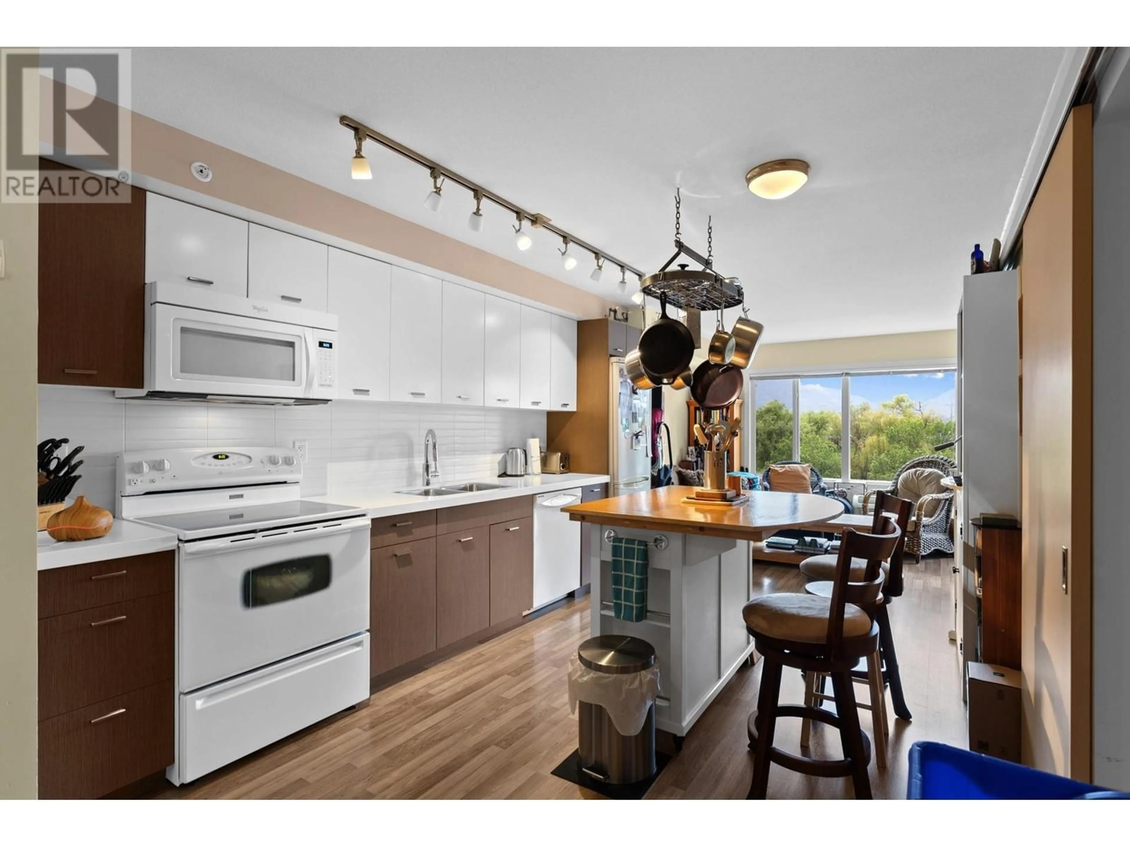 Open concept kitchen, unknown for 421 - 1550 DICKSON AVENUE, Kelowna British Columbia V1T9Y8
